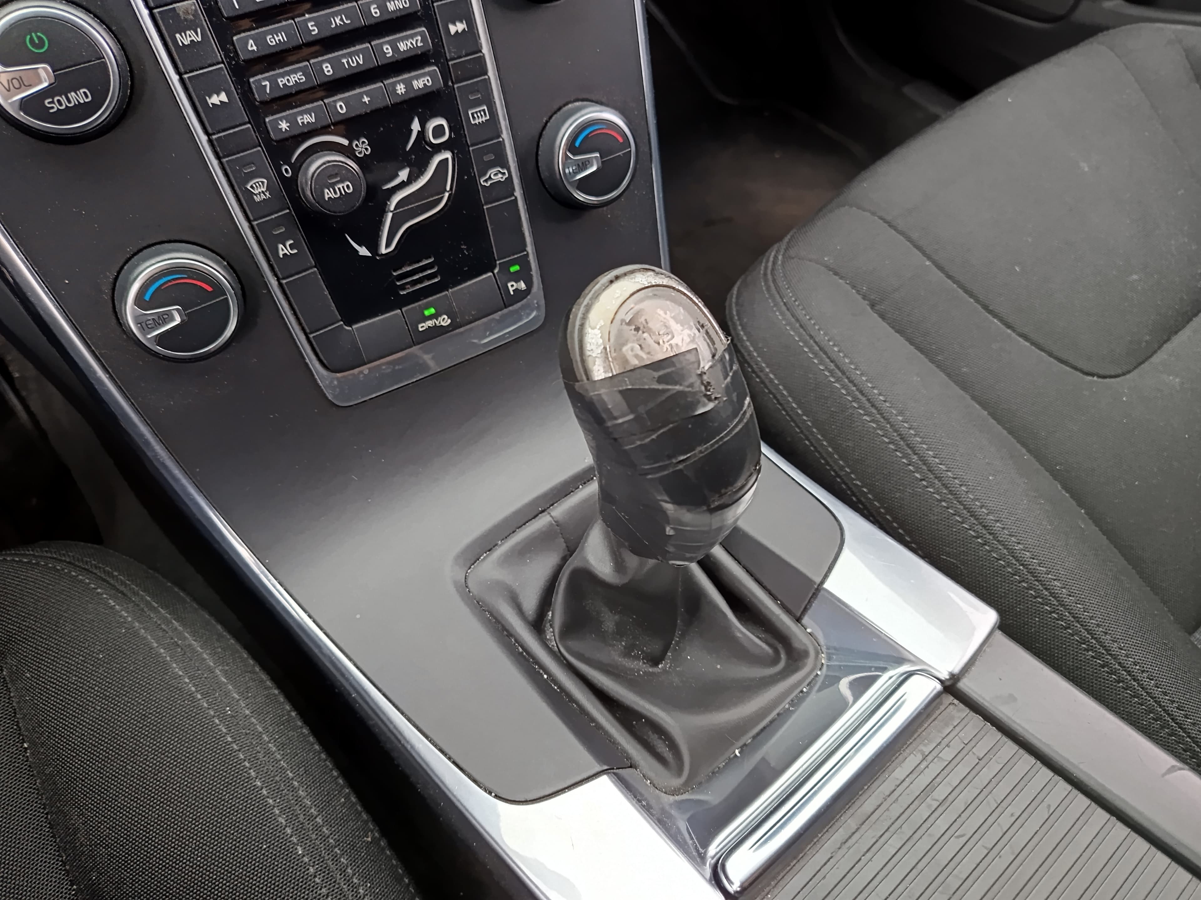 Volvo V60 · Ano 2011 — imagem 40