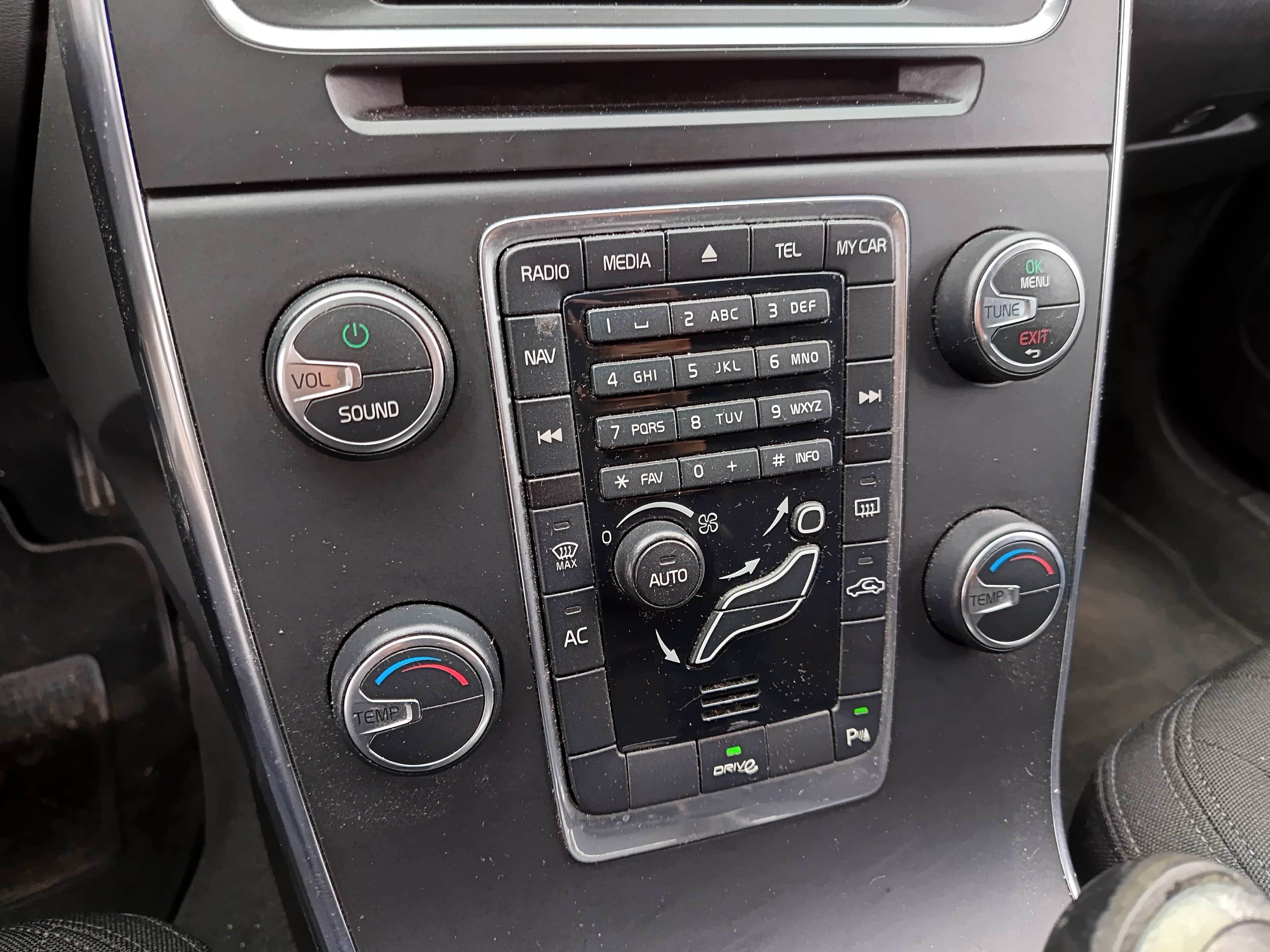 Volvo V60 · Ano 2011 — imagem 39