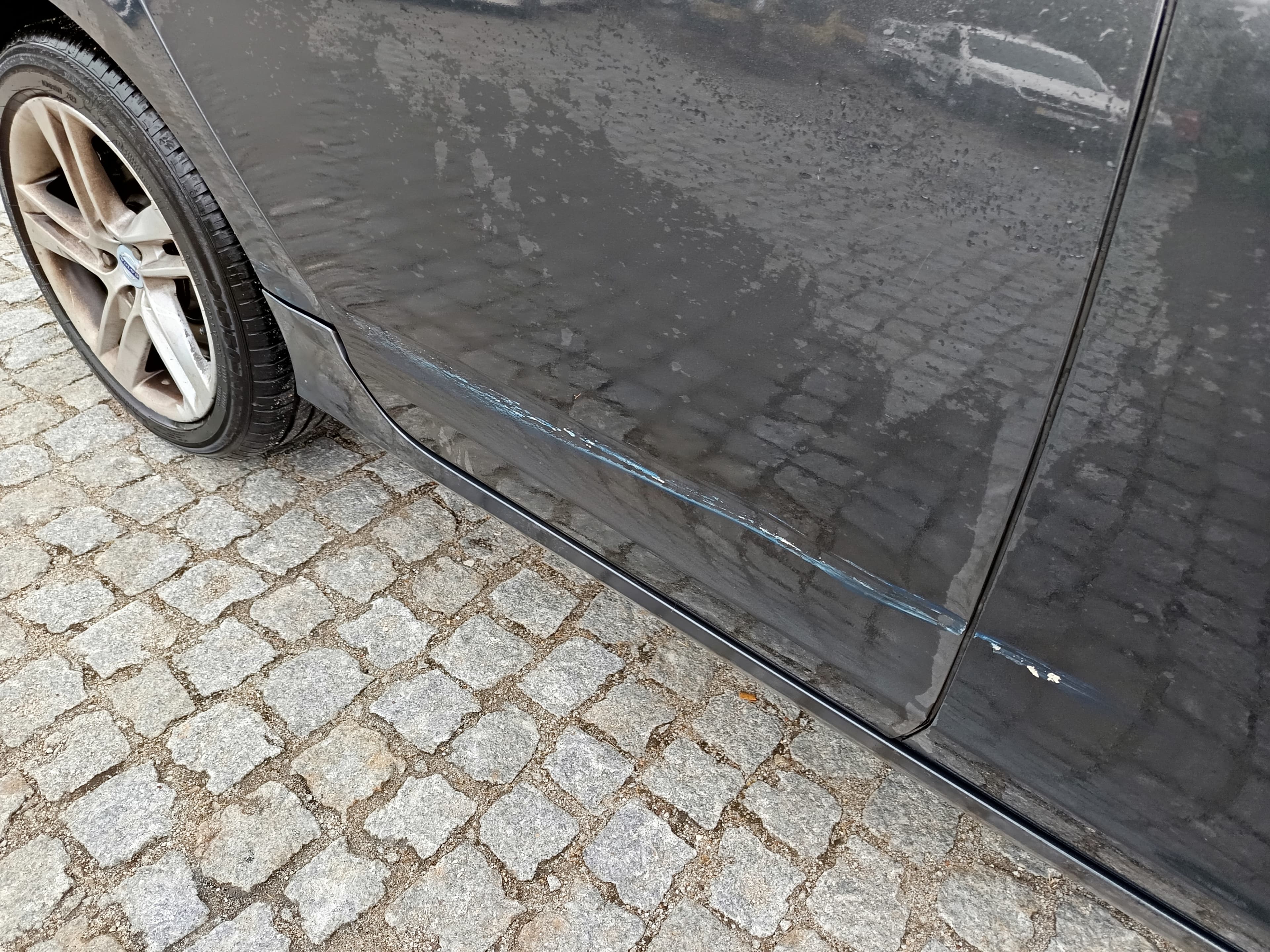 Volvo V60 · Ano 2011 — imagem 12