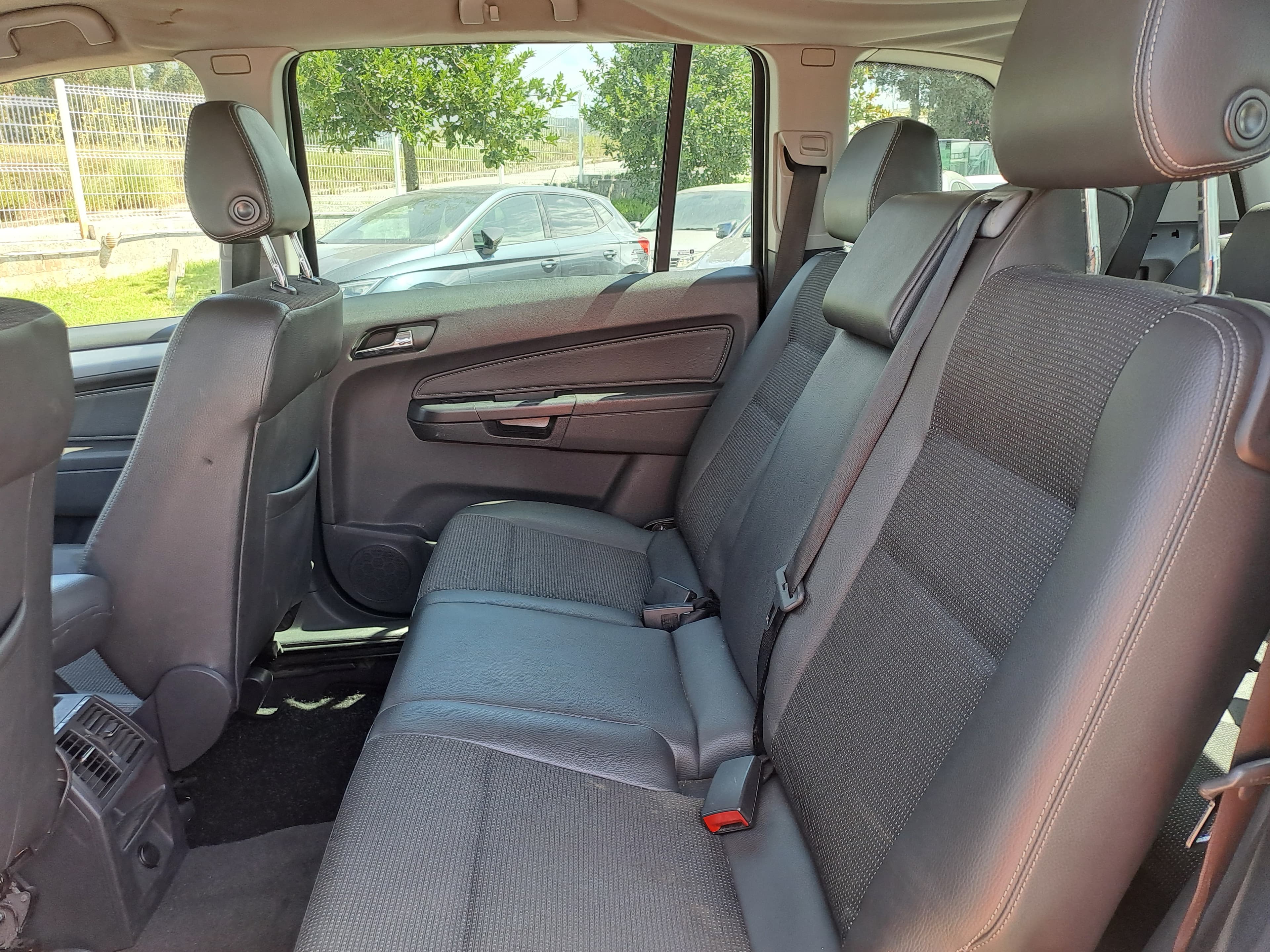 Opel Zafira 1.9 CDTI · Ano 2006 — imagem 29
