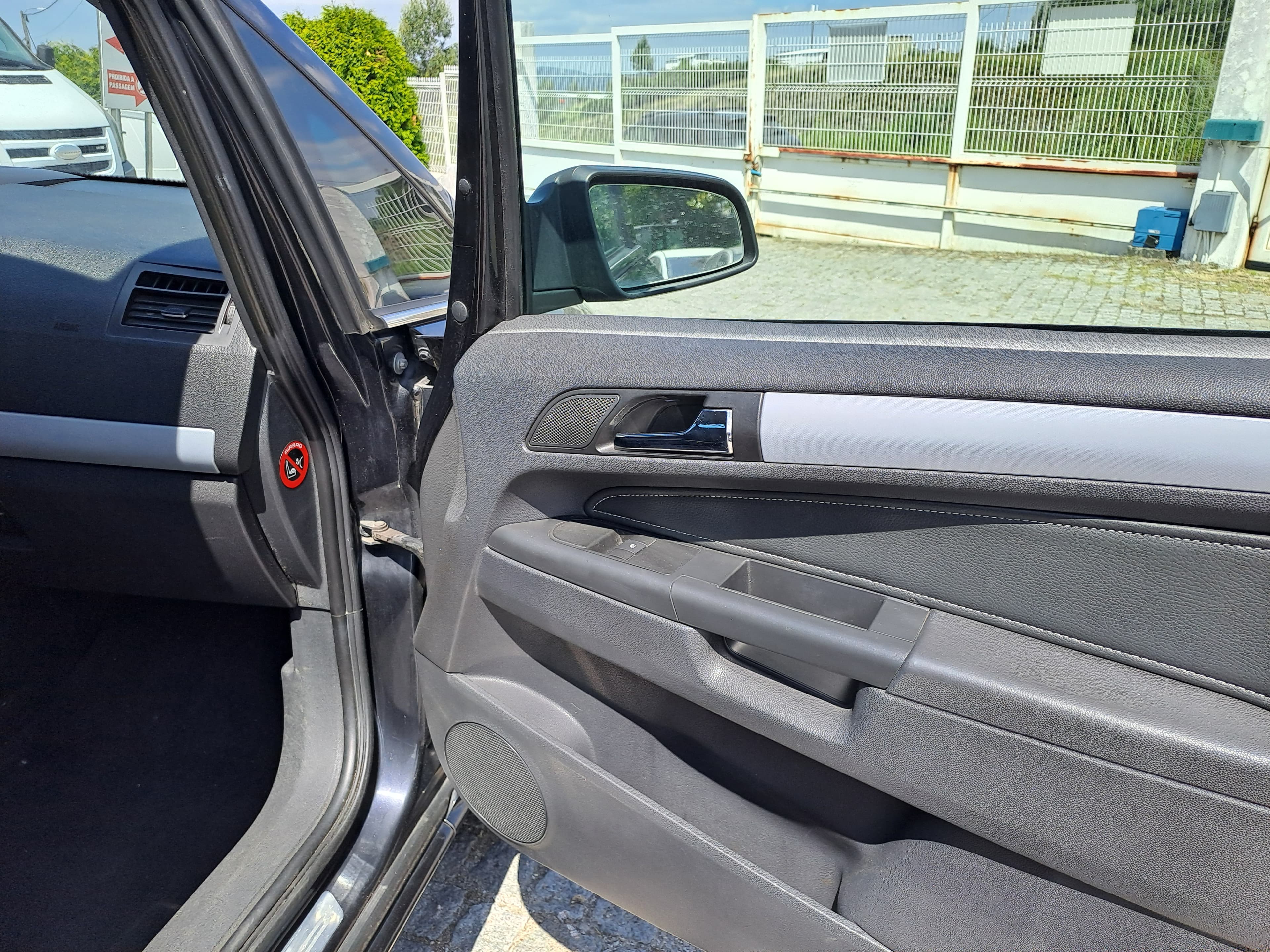 Opel Zafira 1.9 CDTI · Ano 2006 — imagem 20