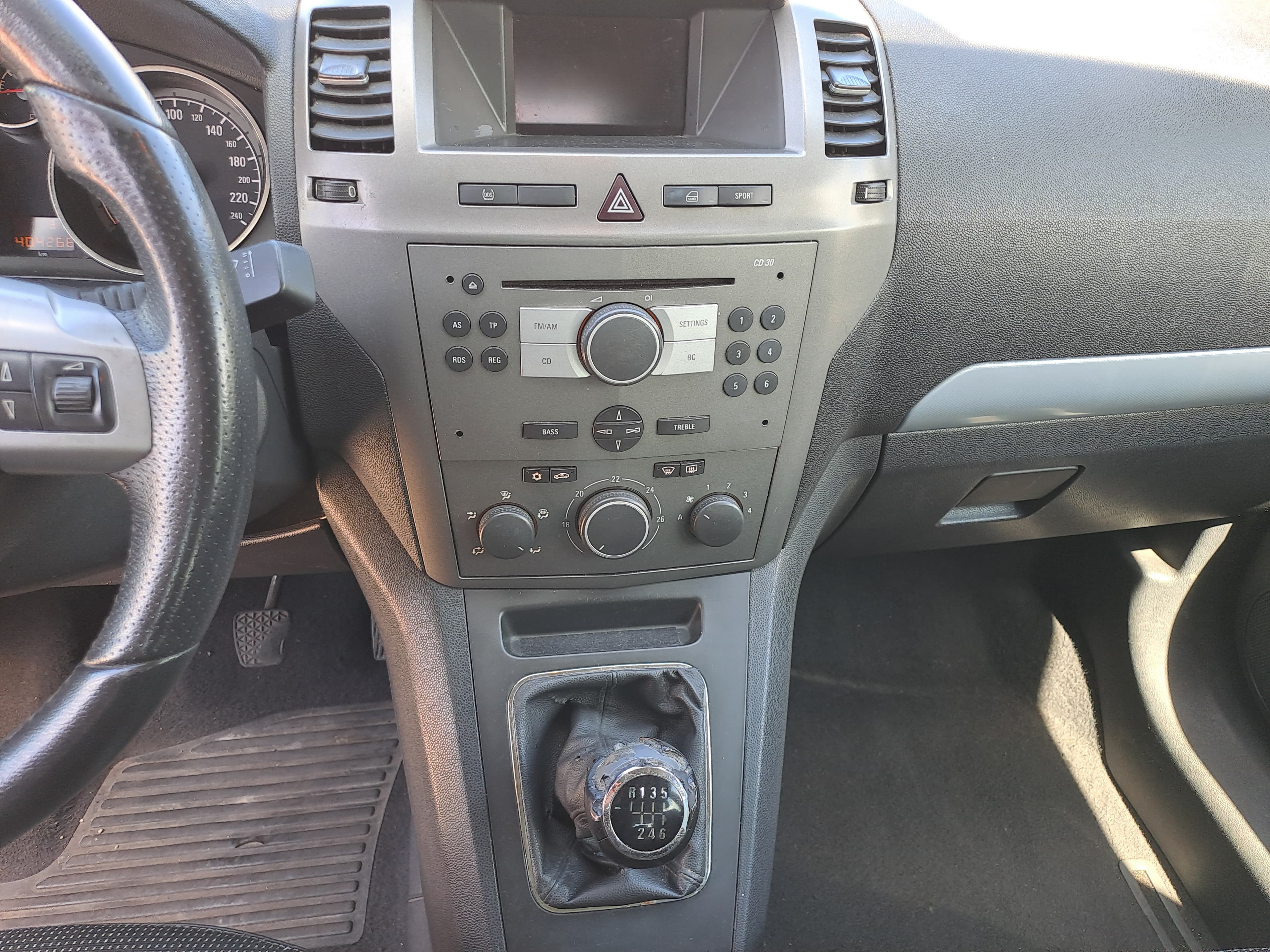 Opel Zafira 1.9 CDTI · Ano 2006 — imagem 26