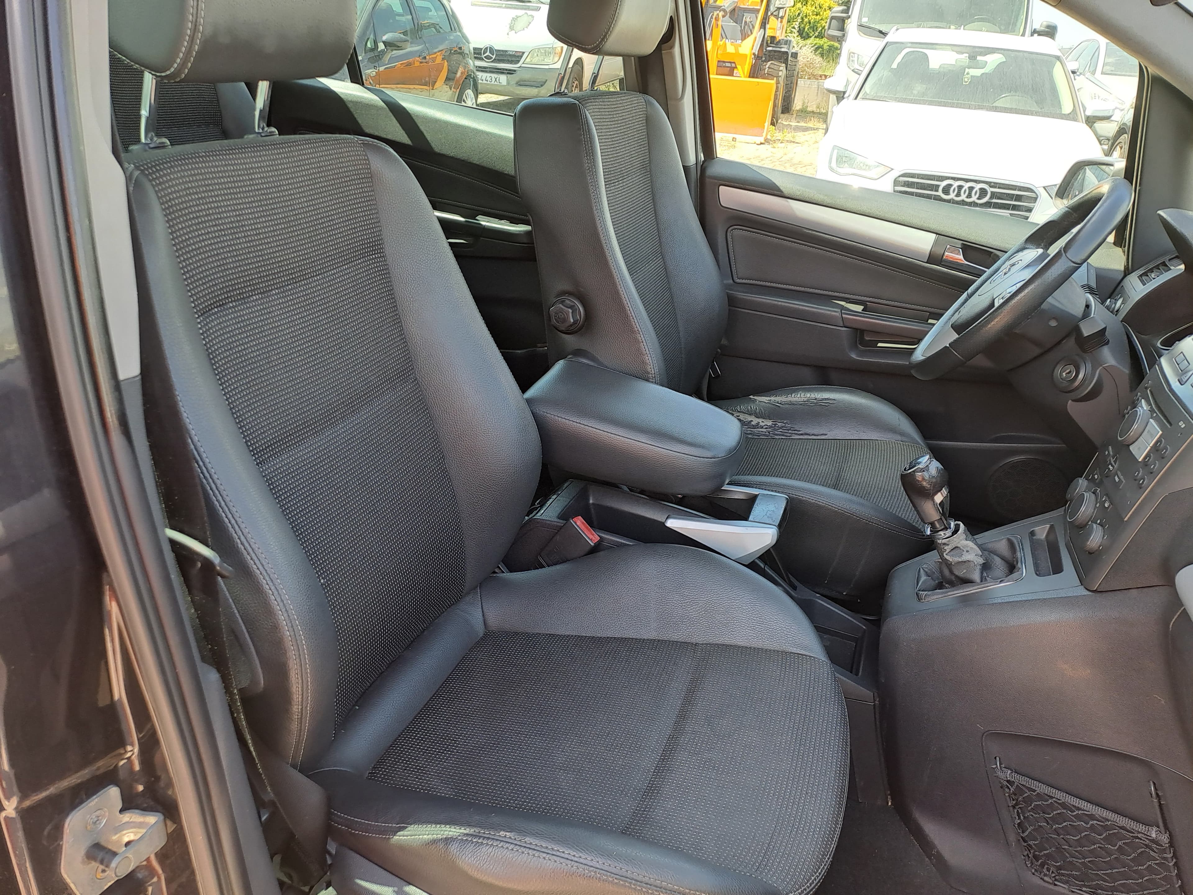 Opel Zafira 1.9 CDTI · Ano 2006 — imagem 21