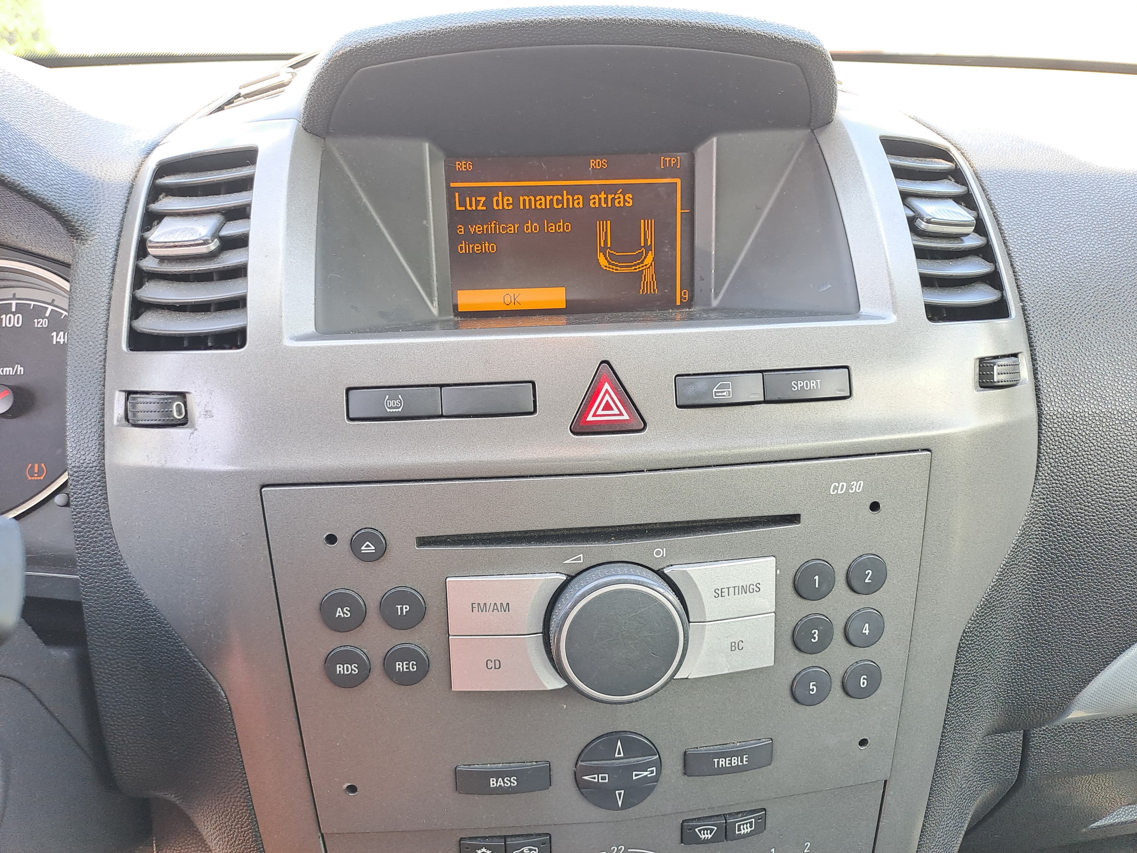 Opel Zafira 1.9 CDTI · Ano 2006 — imagem 34