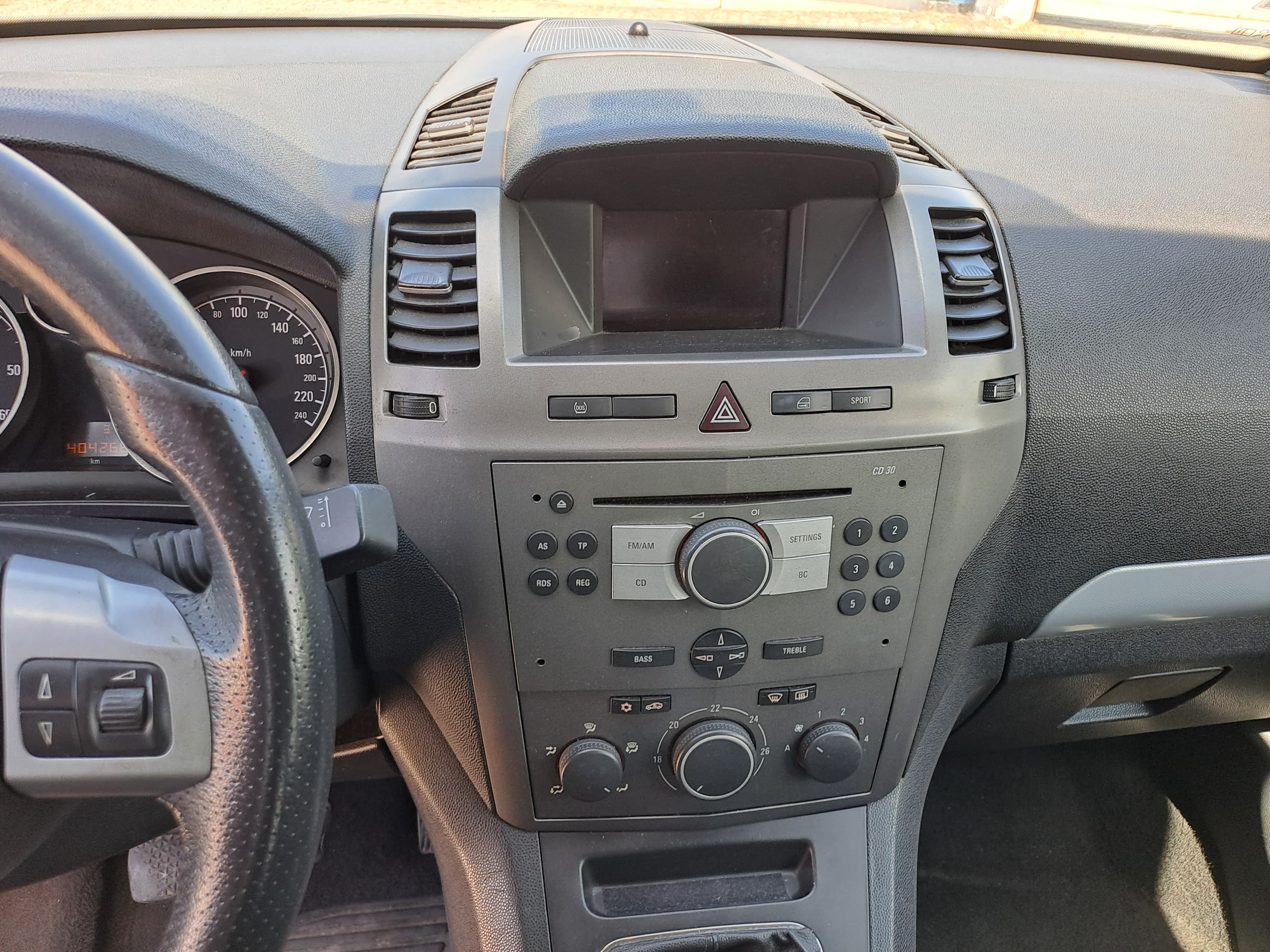 Opel Zafira 1.9 CDTI · Ano 2006 — imagem 27
