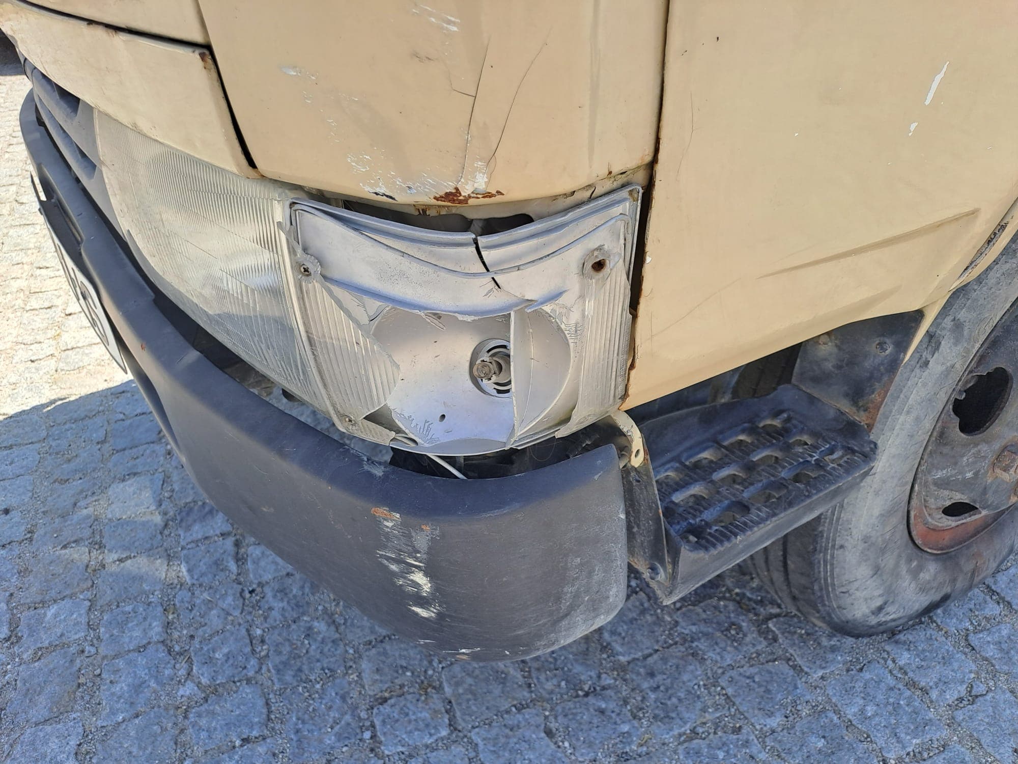 Toyota Dyna 250 · Basculante · Ano 1997 — imagen 16