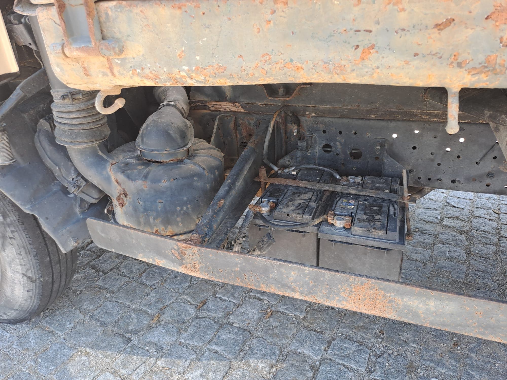 Toyota Dyna 250 · Basculante · Ano 1997 — imagen 15