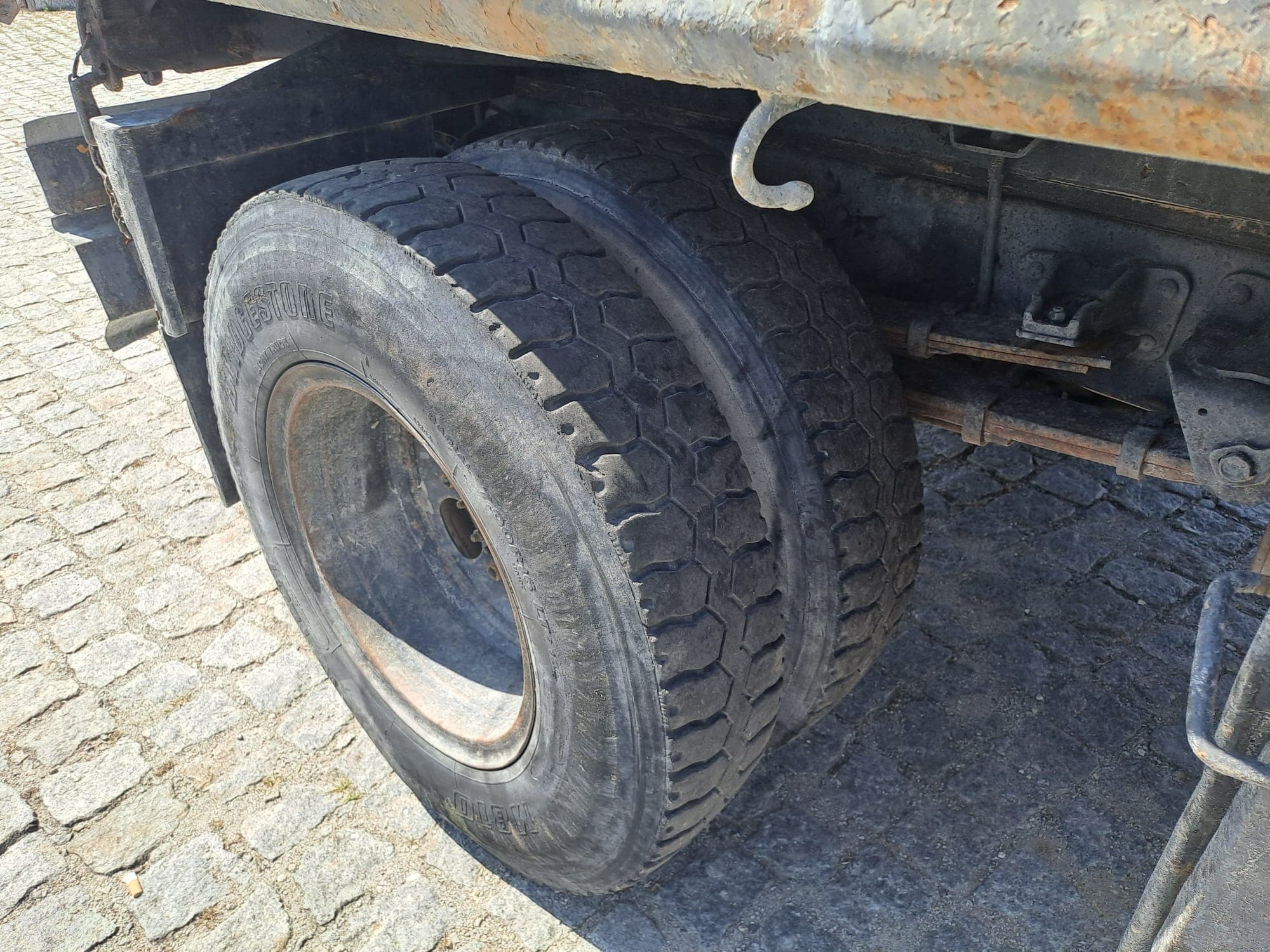 Toyota Dyna 250 · Basculante · Ano 1997 — imagen 27