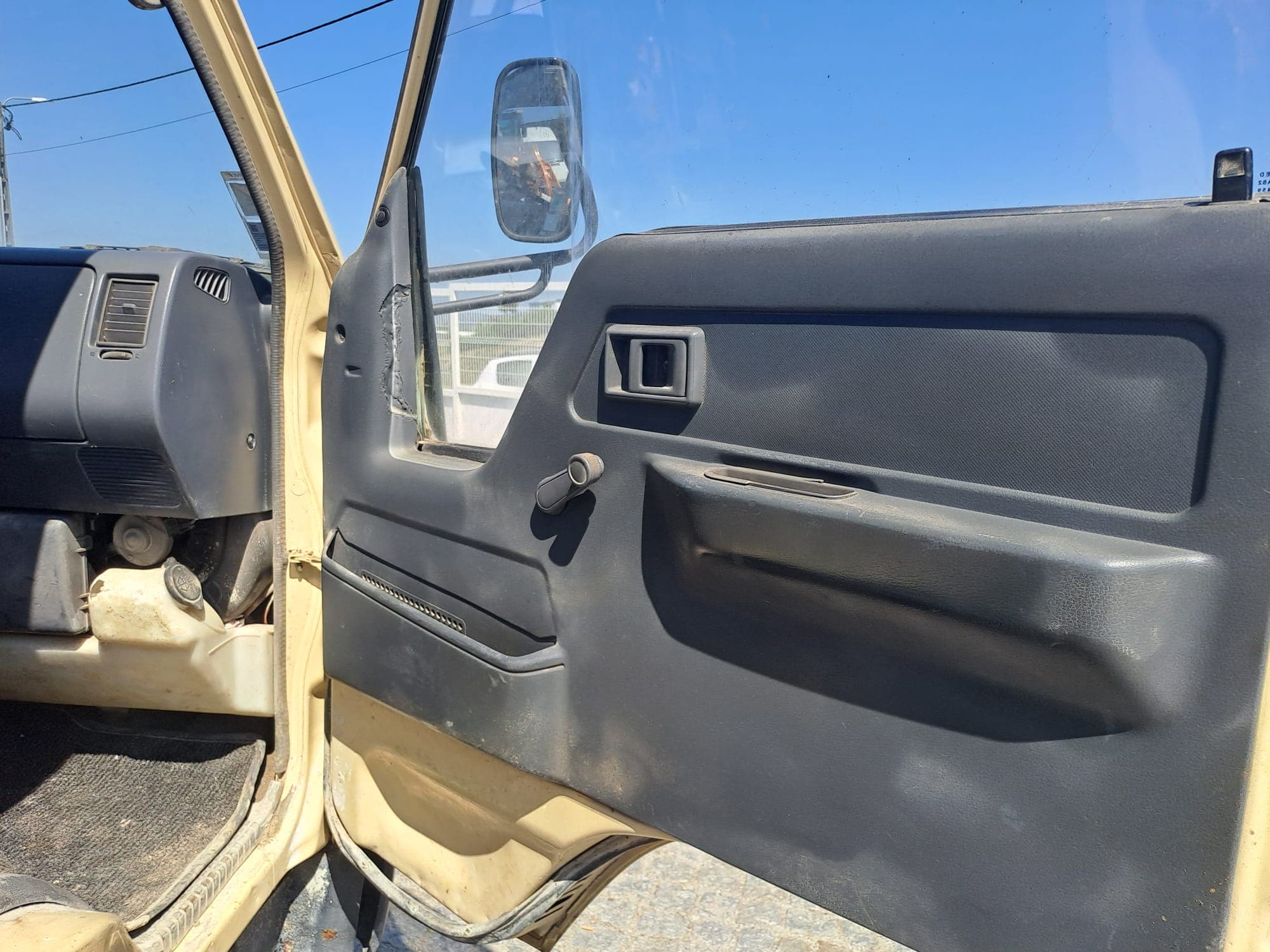Toyota Dyna 250 · Basculante · Ano 1997 — imagen 36