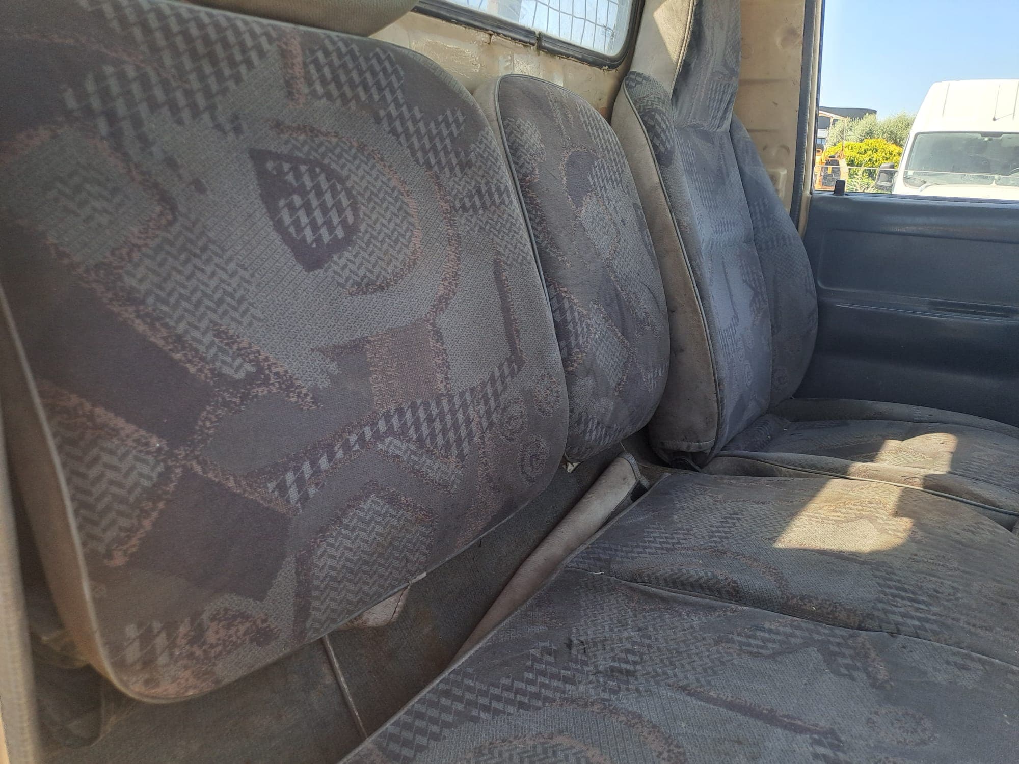 Toyota Dyna 250 · Basculante · Ano 1997 — imagen 34