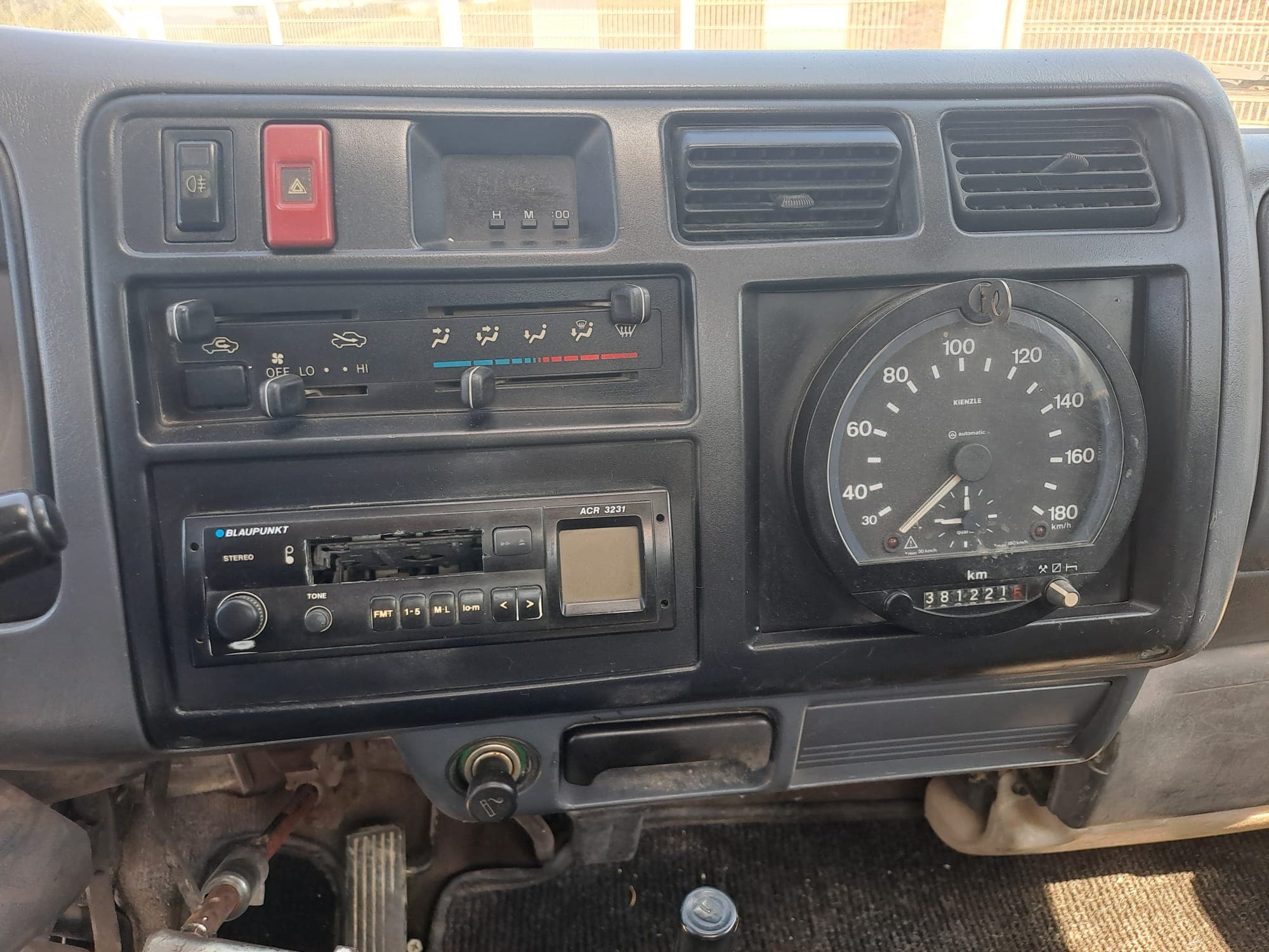Toyota Dyna 250 · Basculante · Ano 1997 — imagen 31