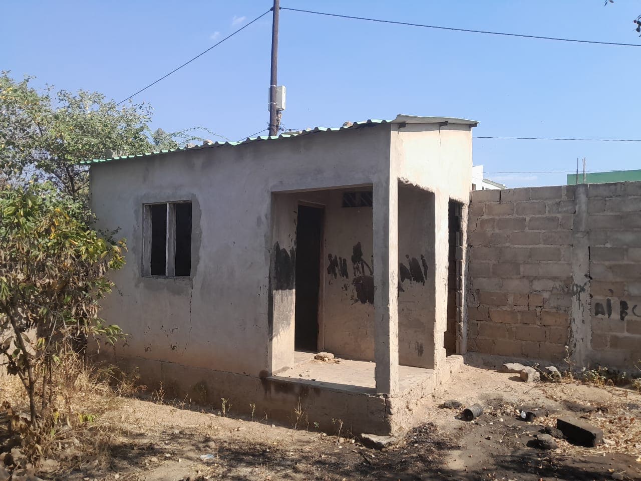 Infraestruturas em terreno no Bairro Canongola - Tete — imagem 4