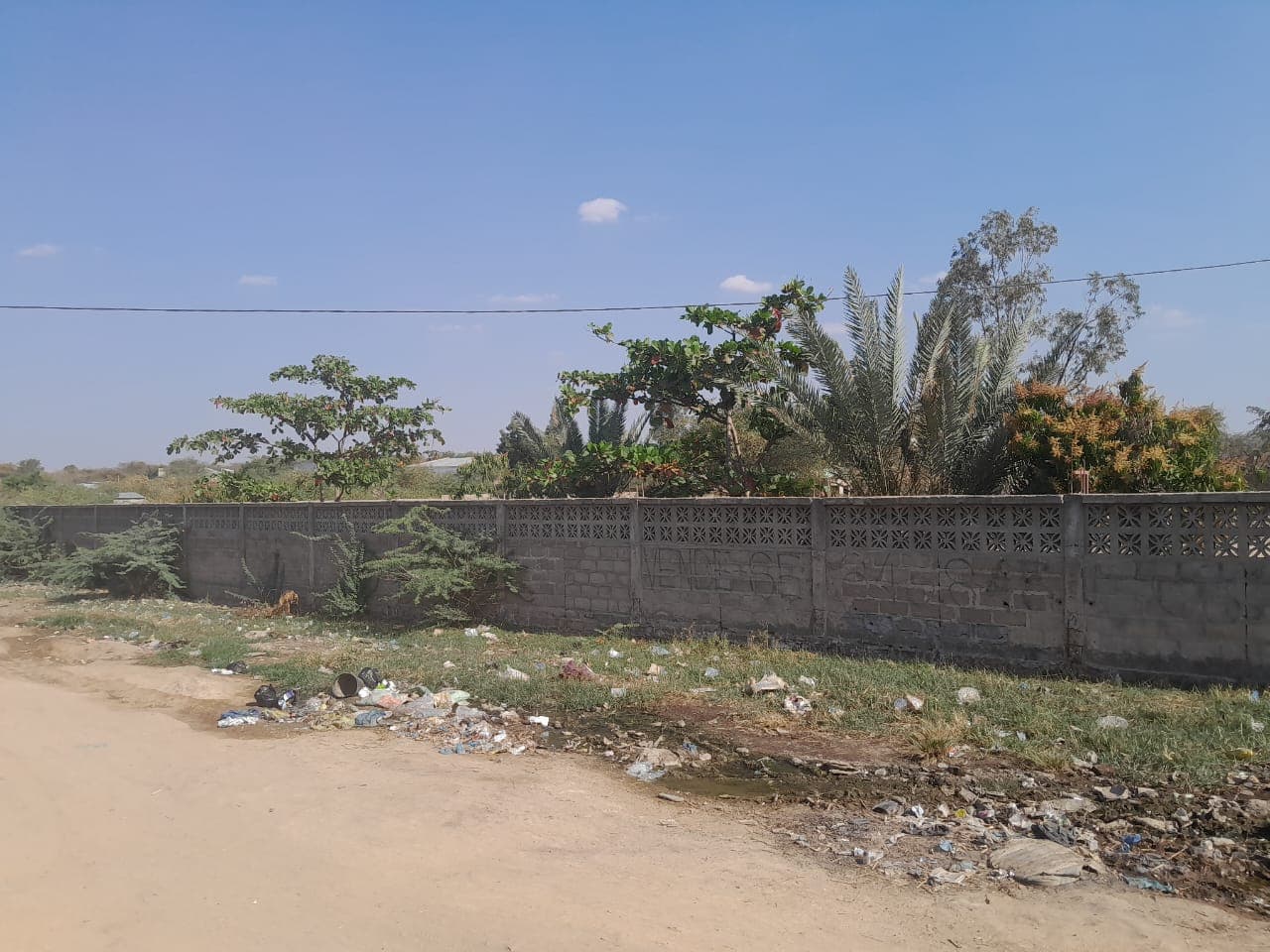Infraestruturas em terreno no Bairro Canongola - Tete — imagem 11
