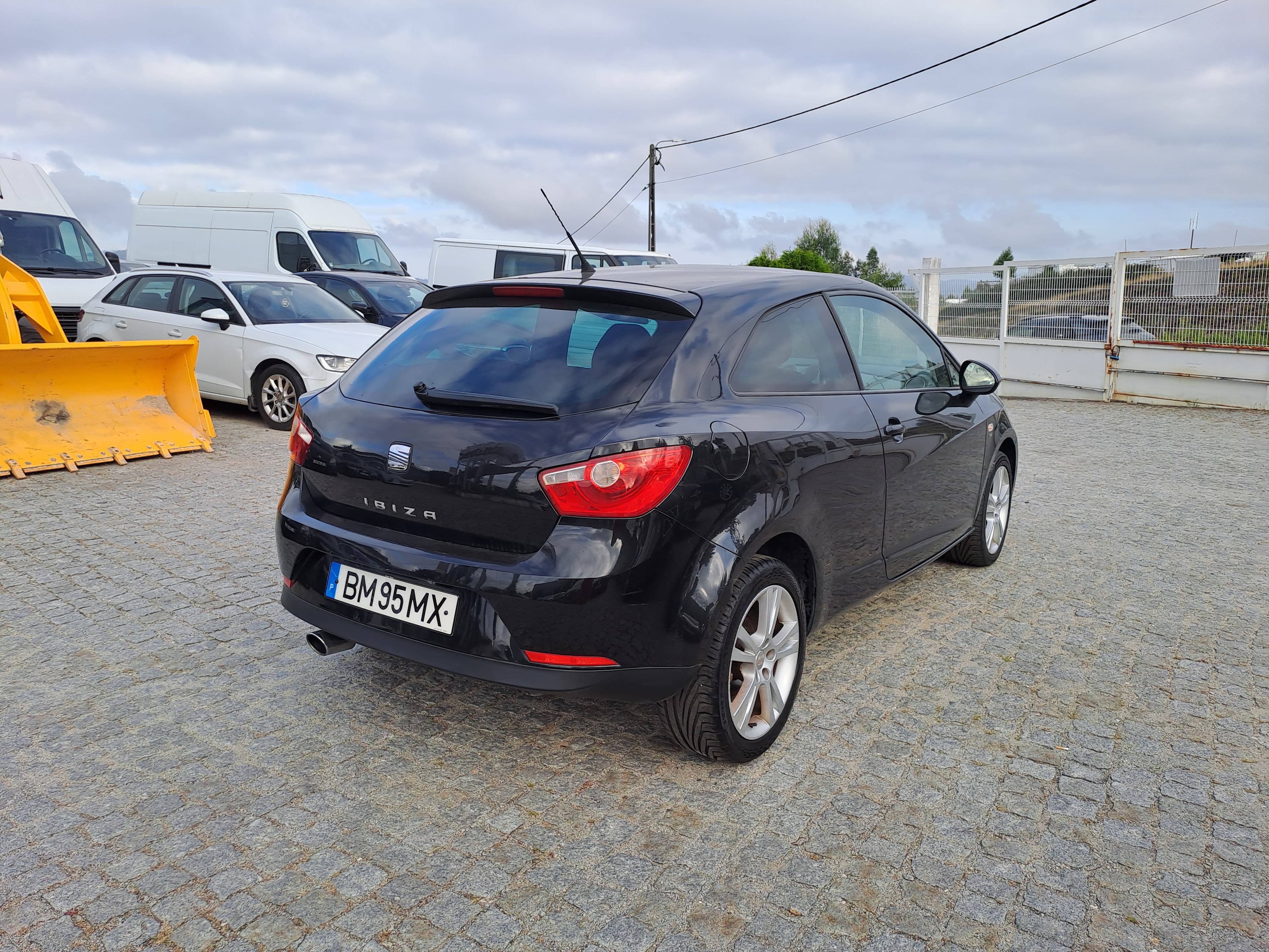 Seat Ibiza · Ano 2009 — imagem 6