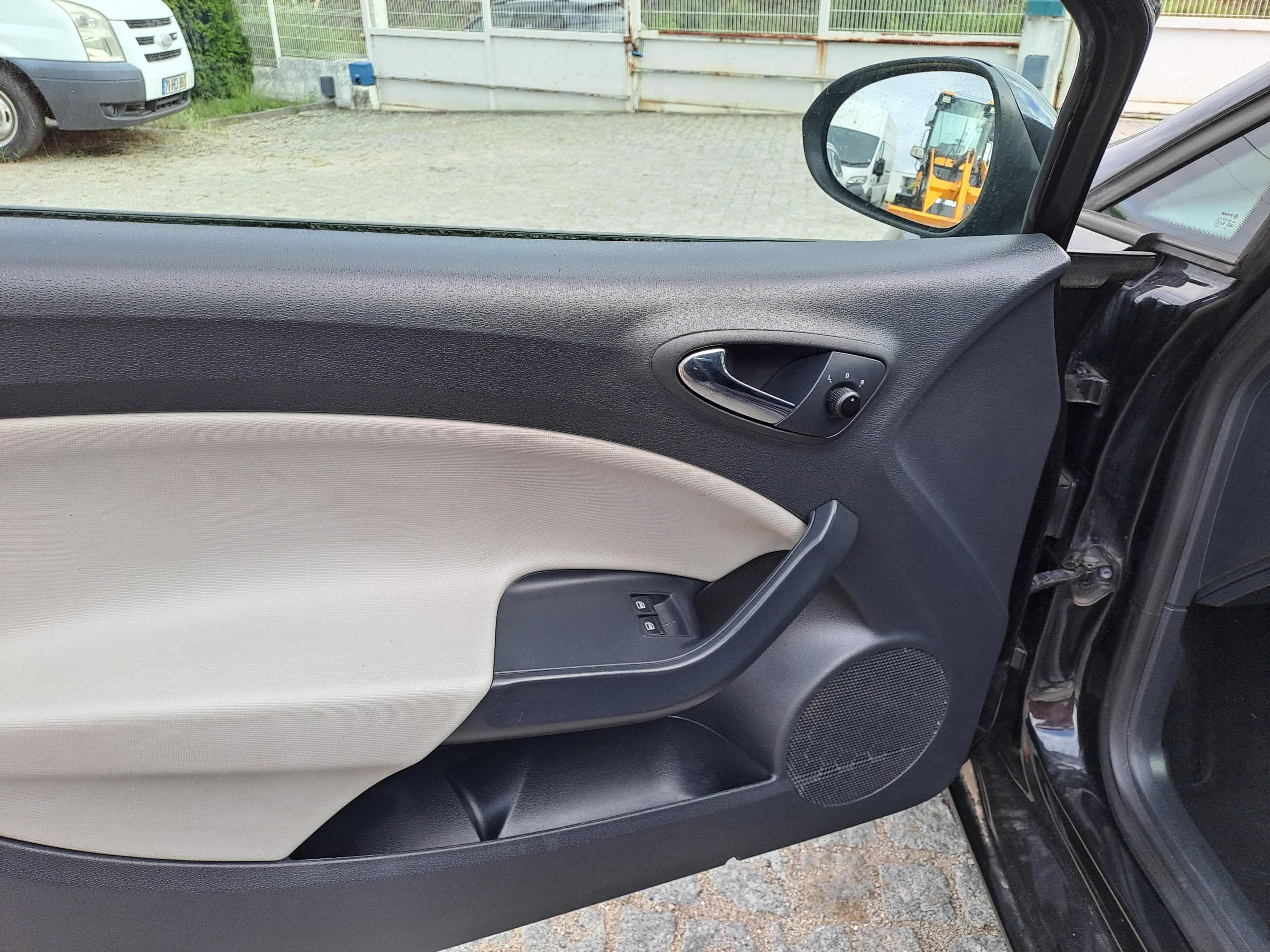 Seat Ibiza · Ano 2009 — imagem 22