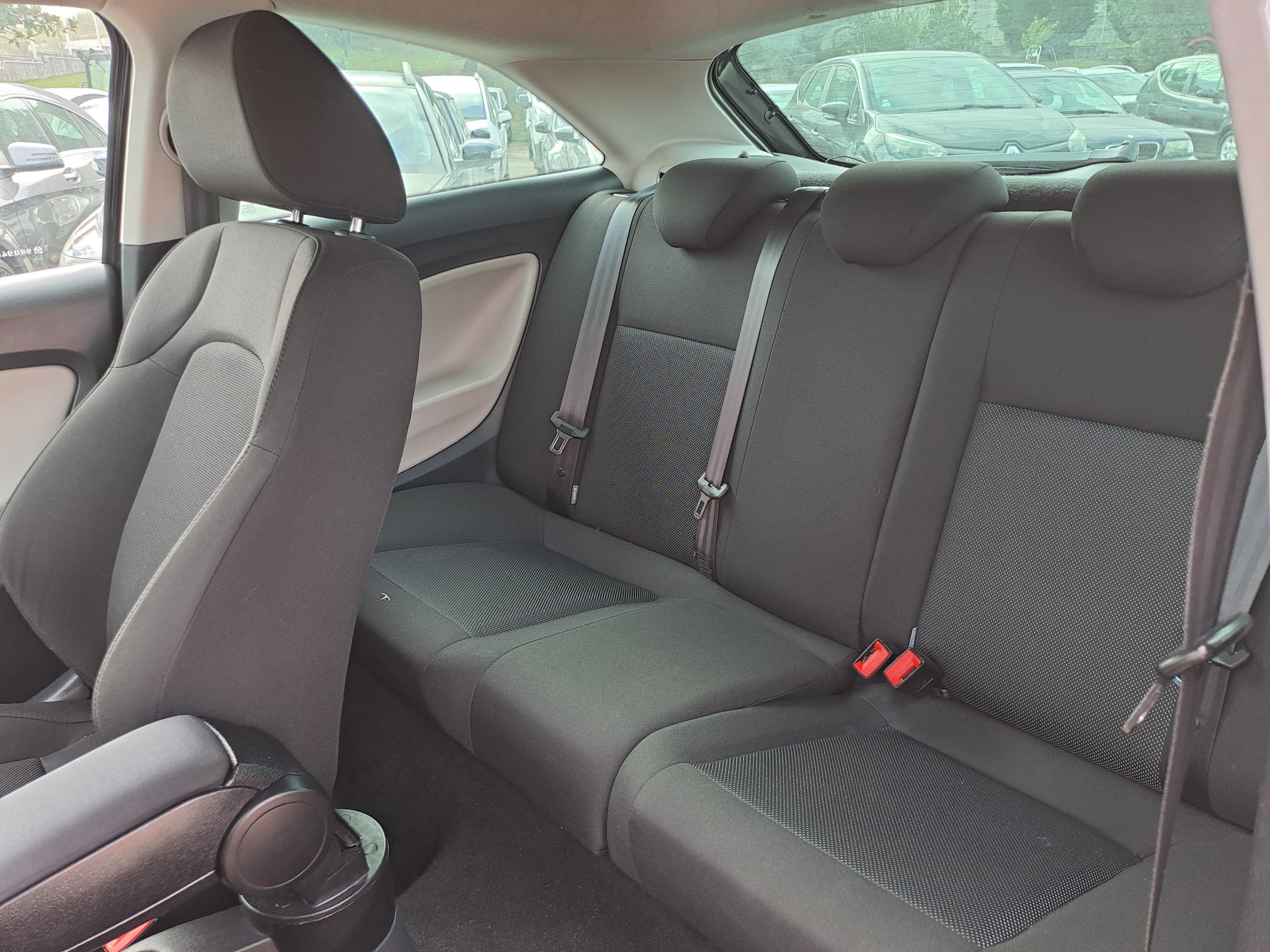Seat Ibiza · Ano 2009 — imagem 24
