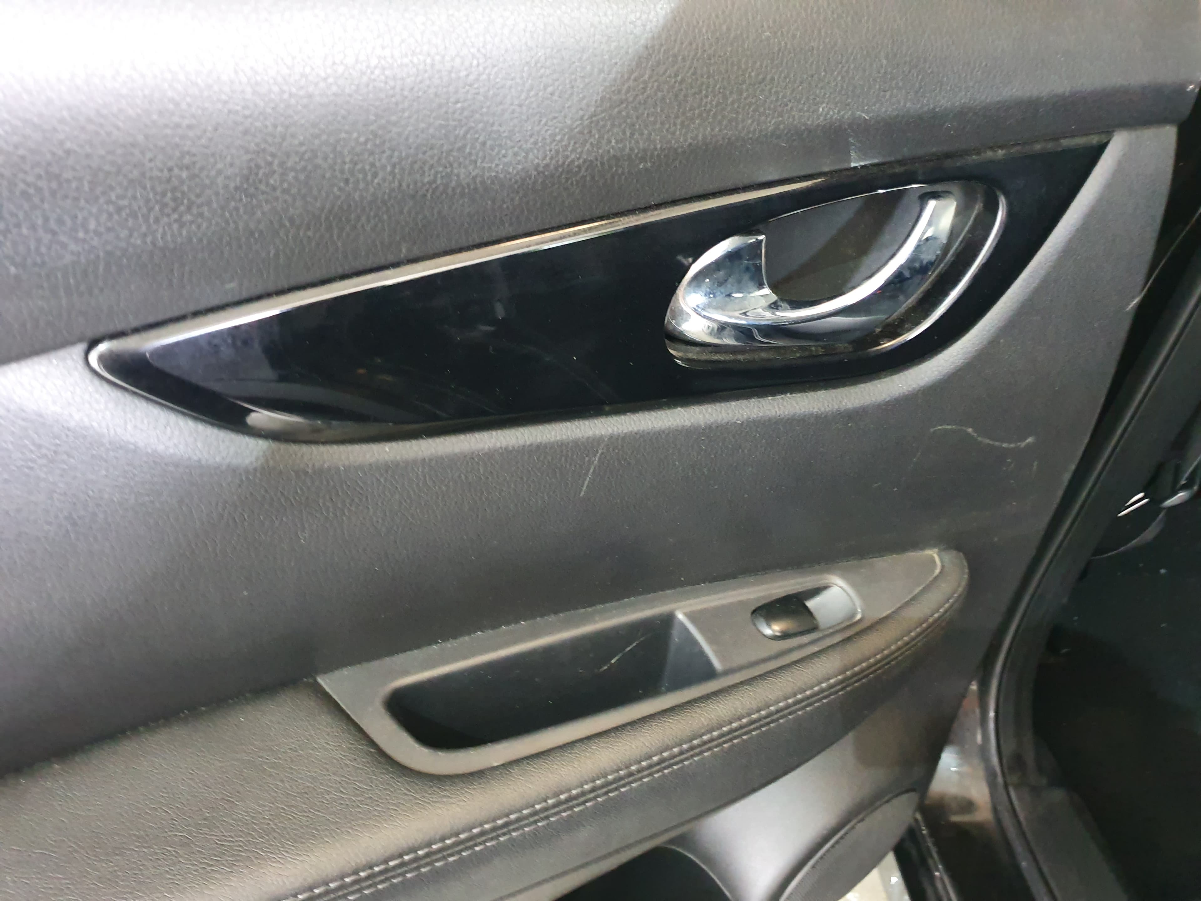 Nissan Qashqai · Ano 2015 — imagem 28