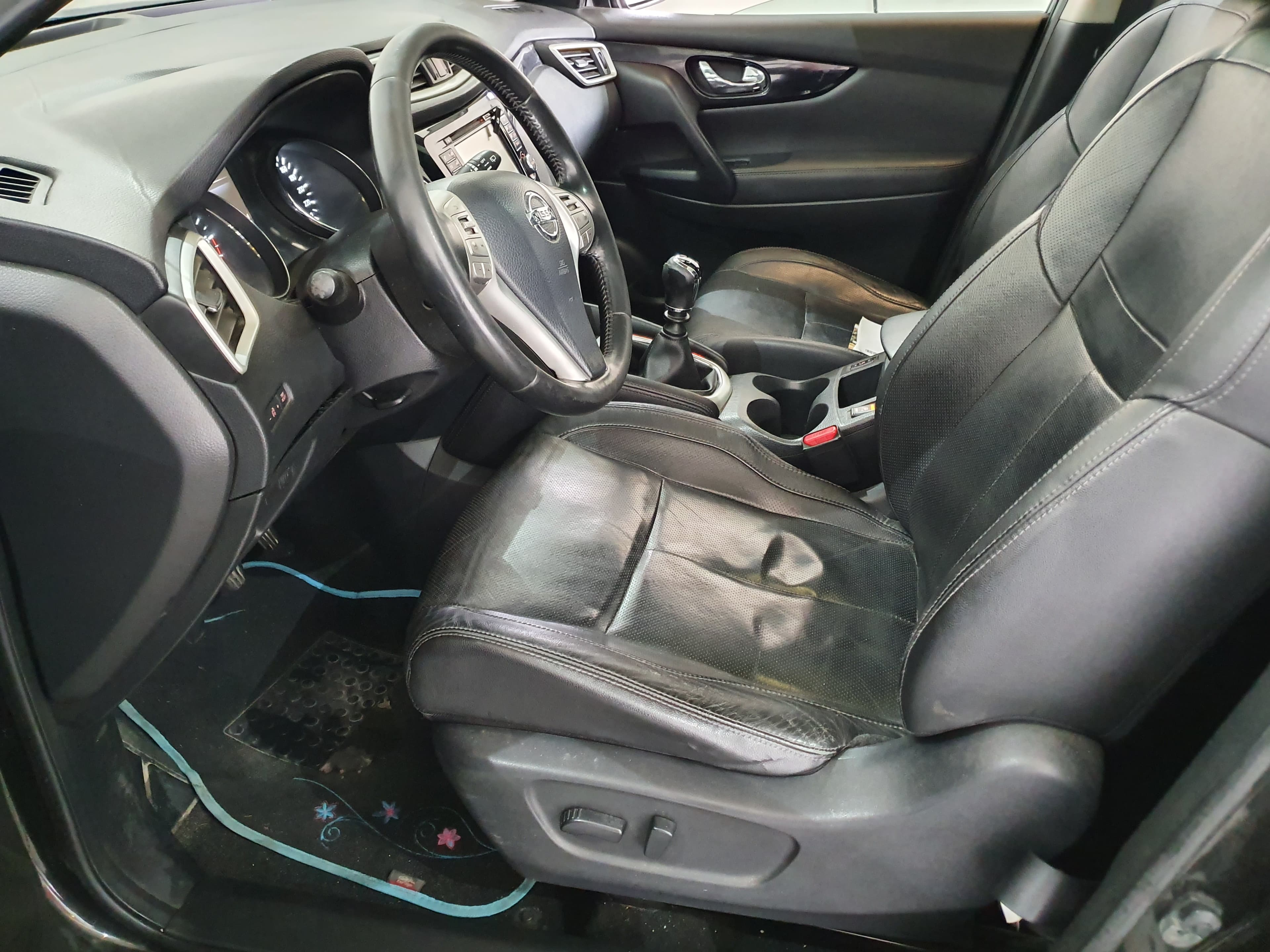 Nissan Qashqai · Ano 2015 — imagem 32