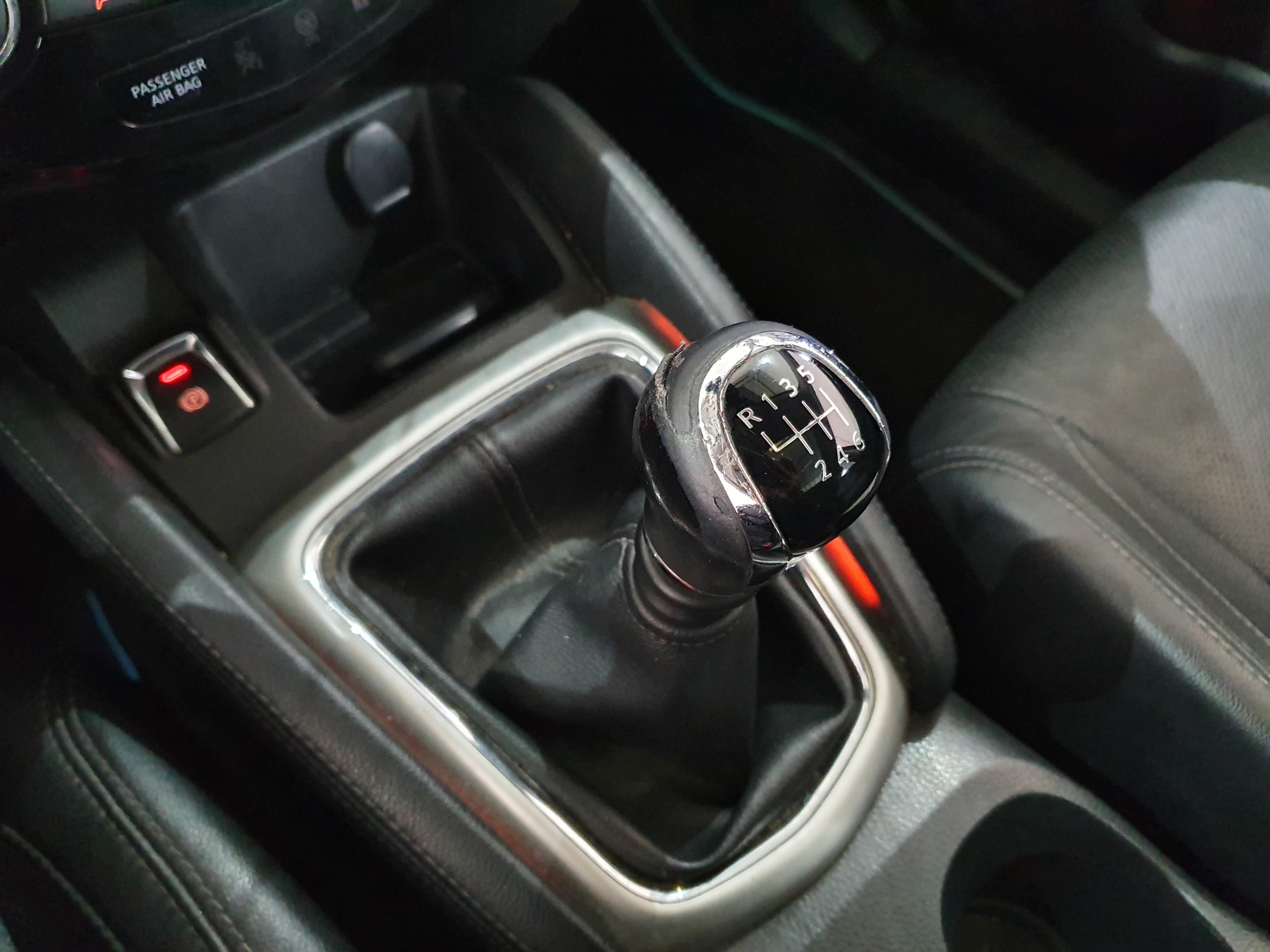 Nissan Qashqai · Ano 2015 — imagem 41