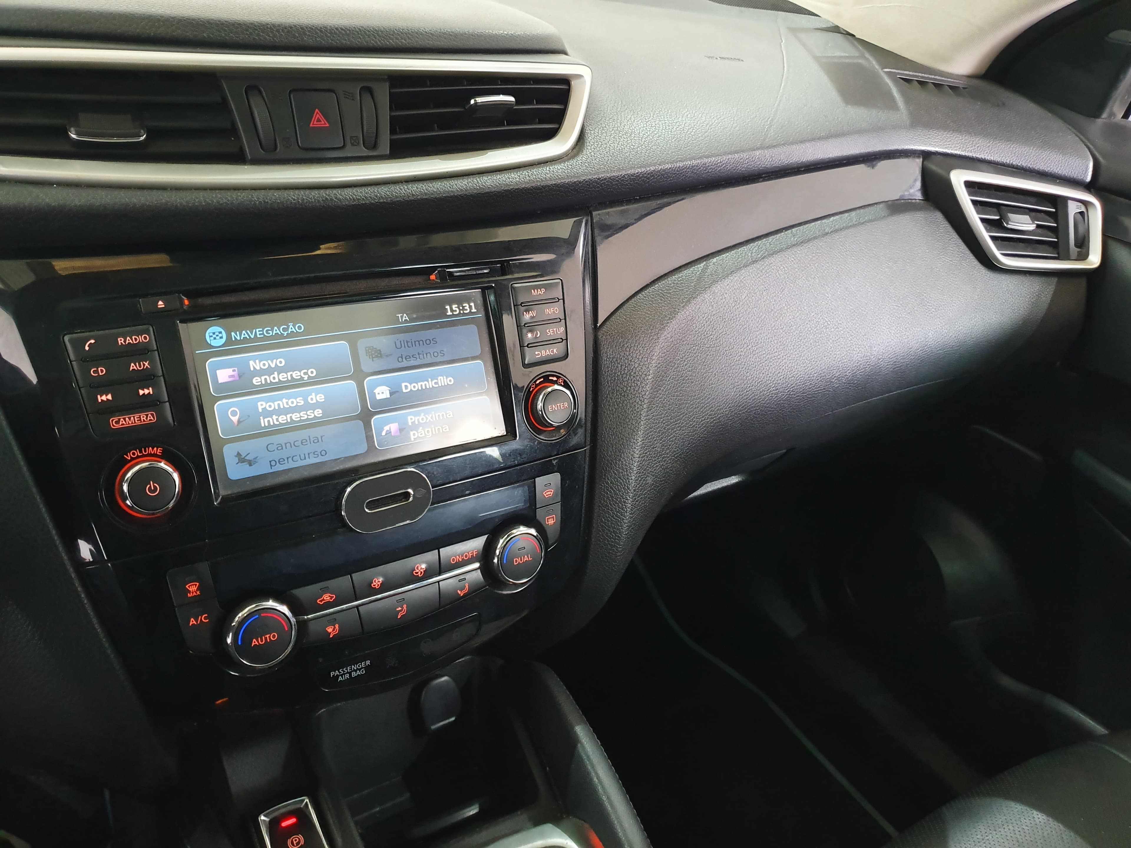 Nissan Qashqai · Ano 2015 — imagem 50