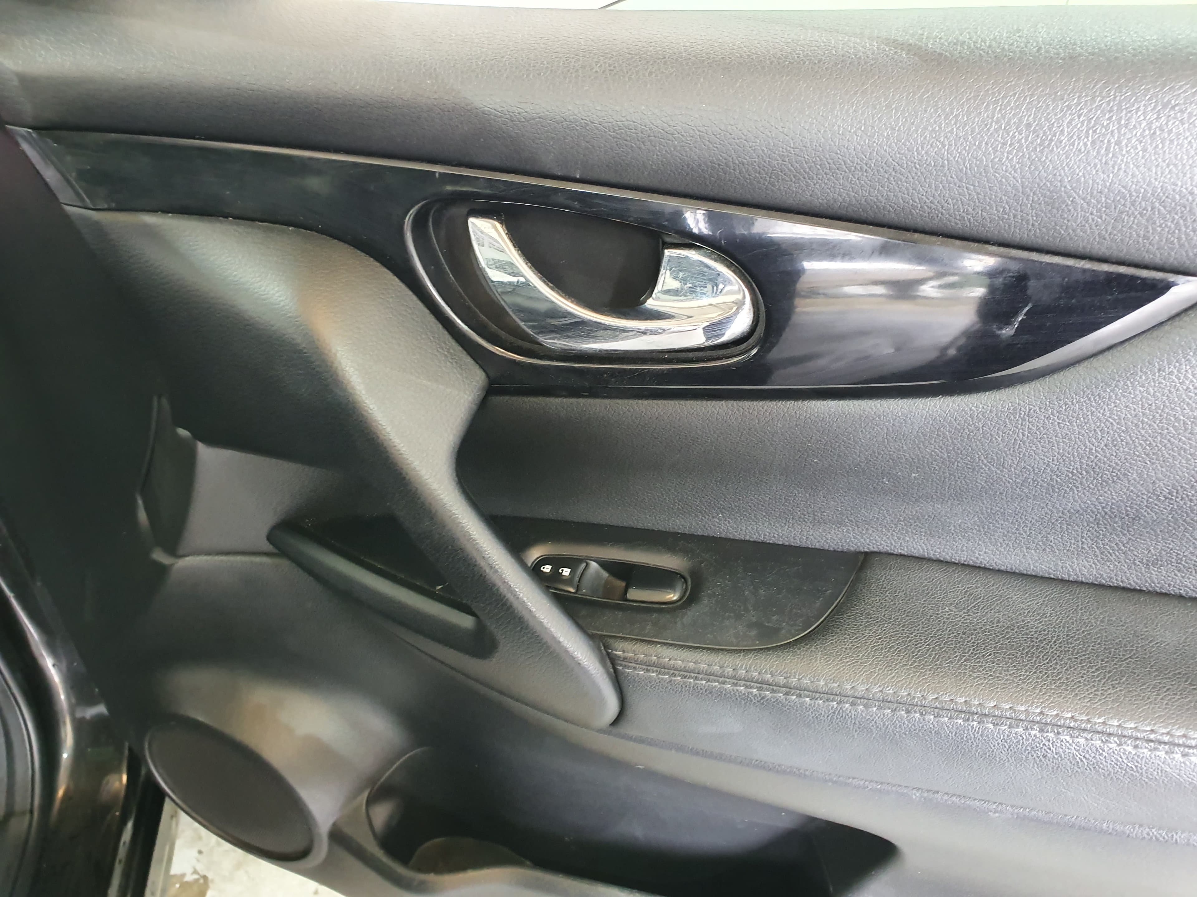 Nissan Qashqai · Ano 2015 — imagem 36