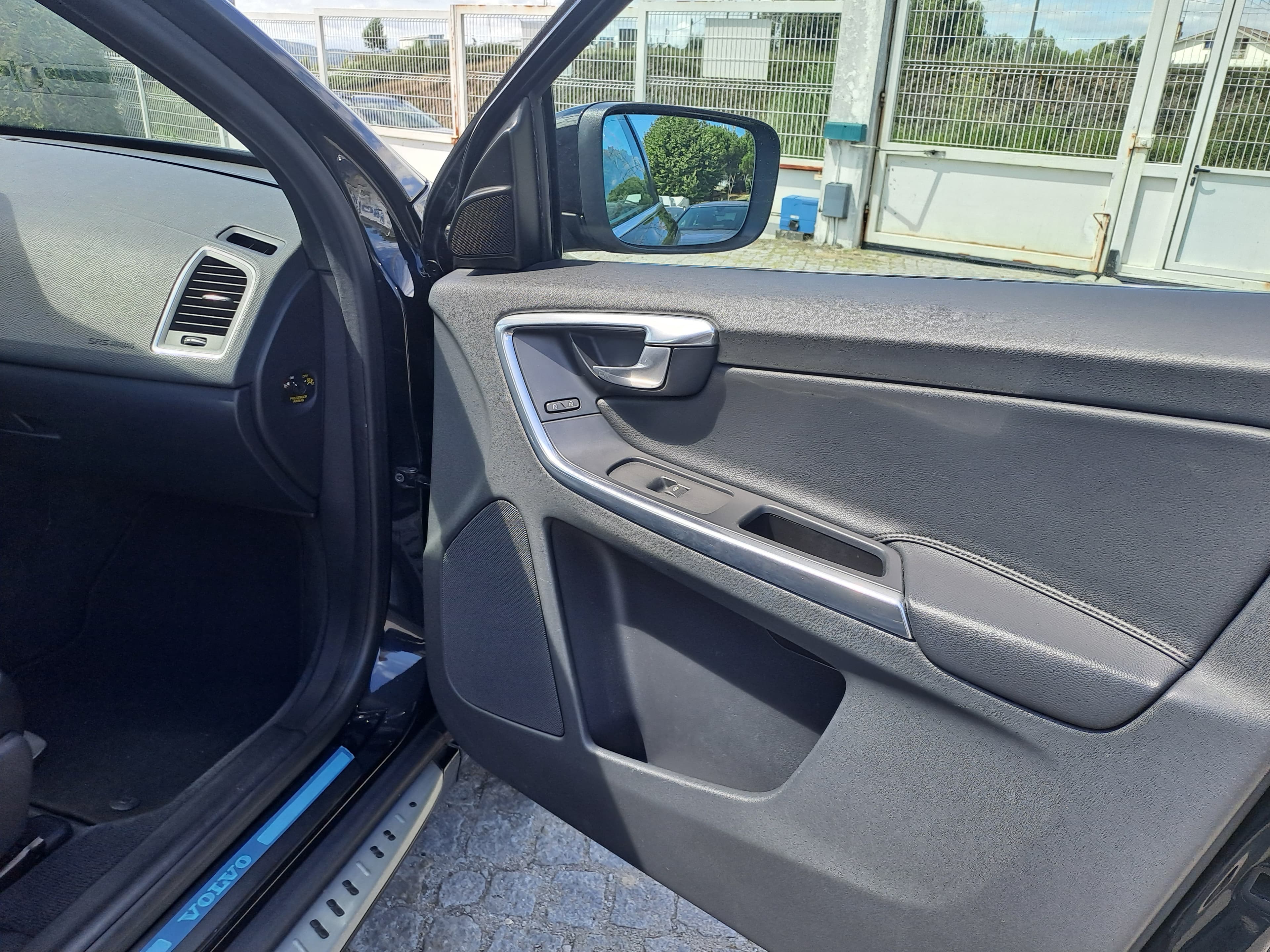 Volvo XC60 · Ano 2015 — imagen 18