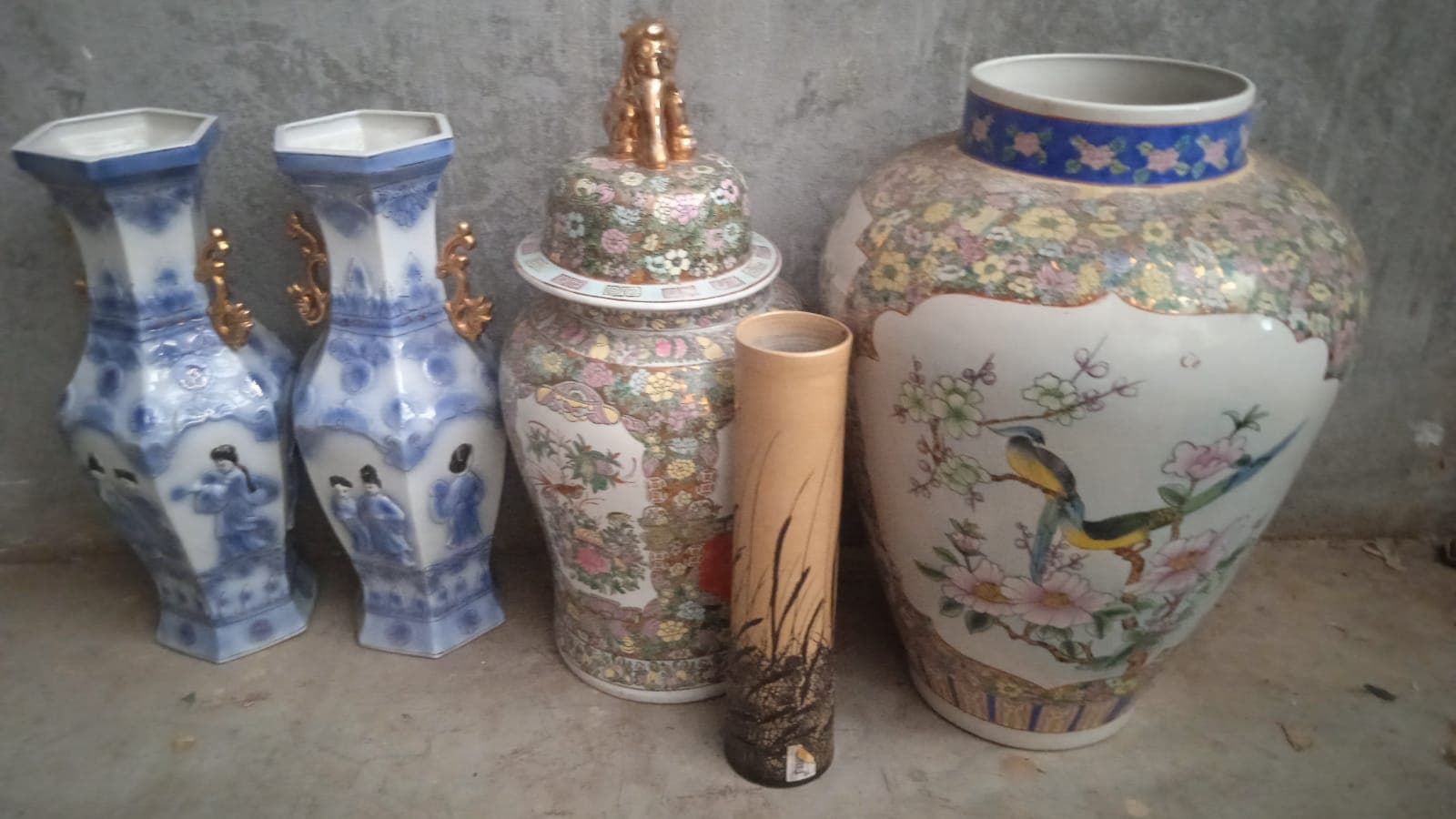 Decorative Vases — image 1