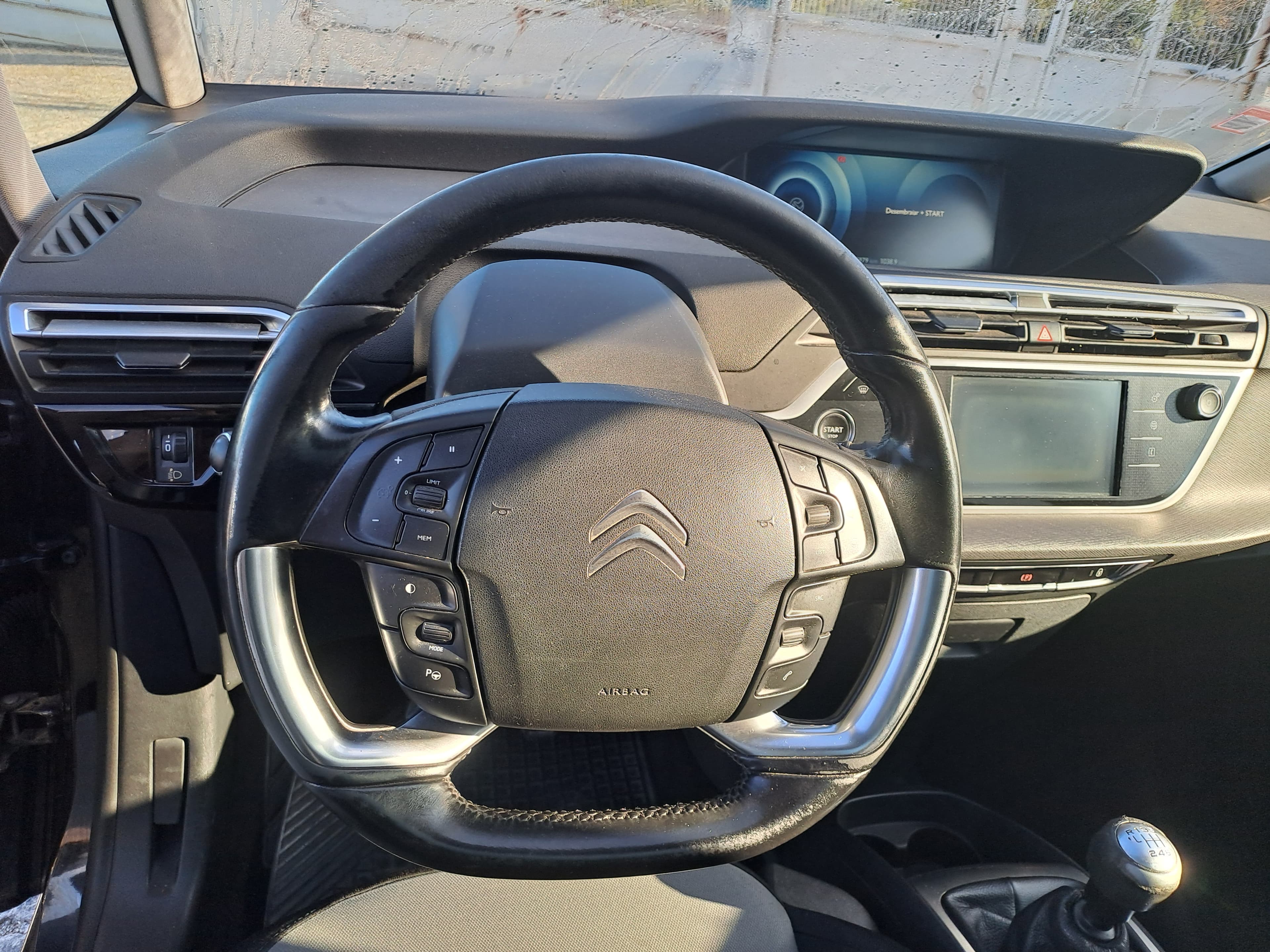 Citroën C4 Picasso · Ano 2013 — imagen 24