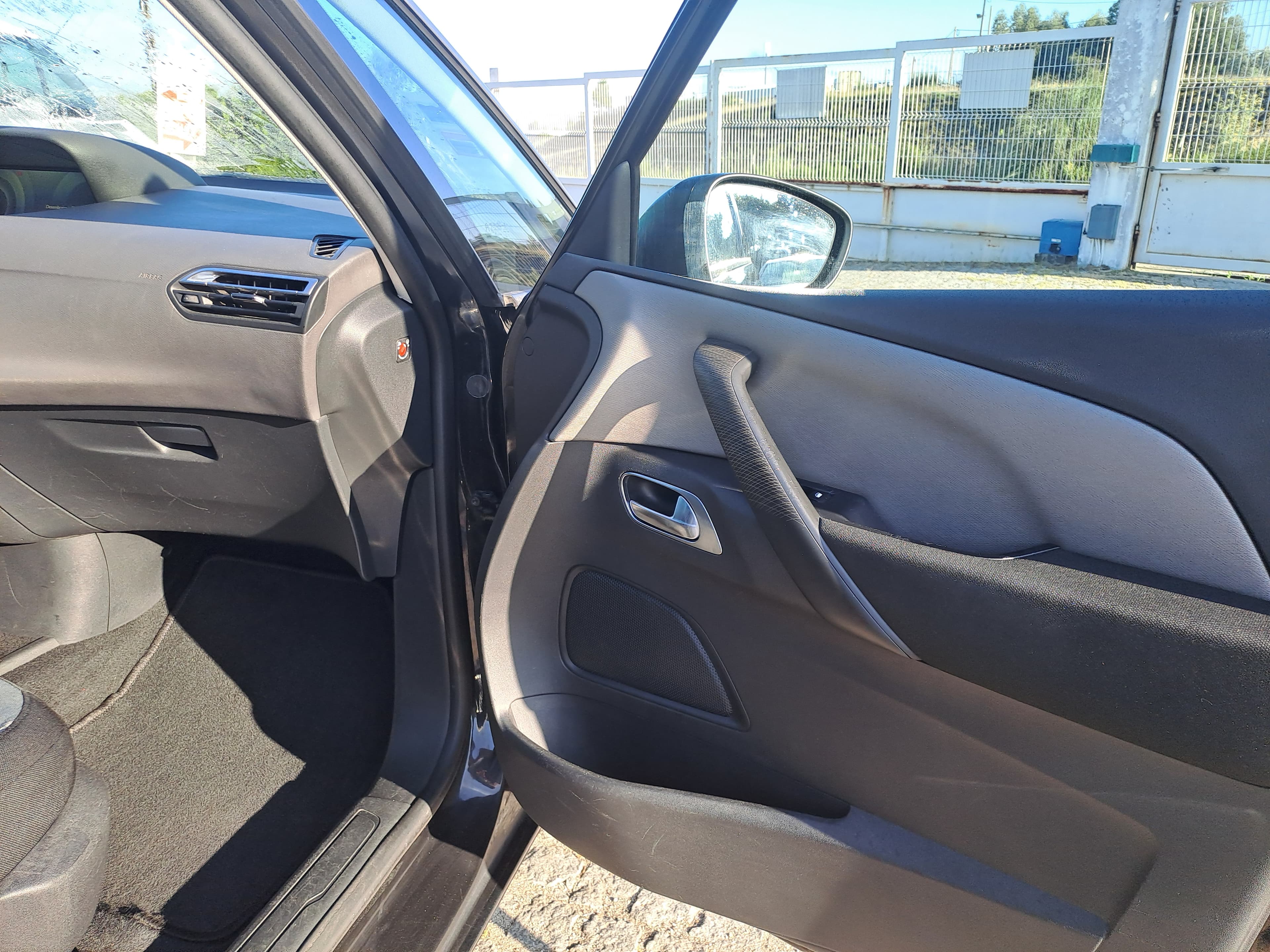 Citroën C4 Picasso · Ano 2013 — imagen 16