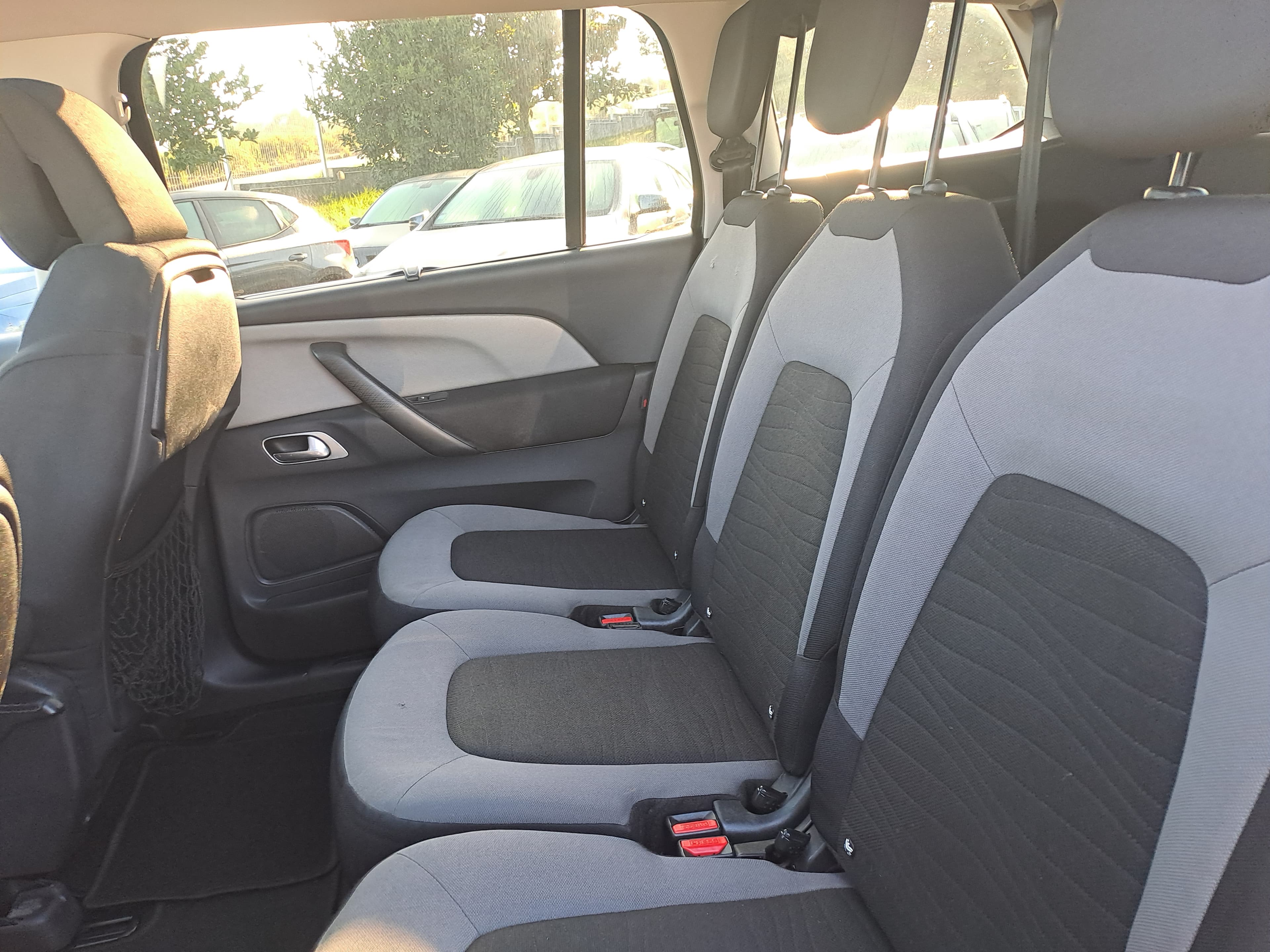 Citroën C4 Picasso · Ano 2013 — imagen 19