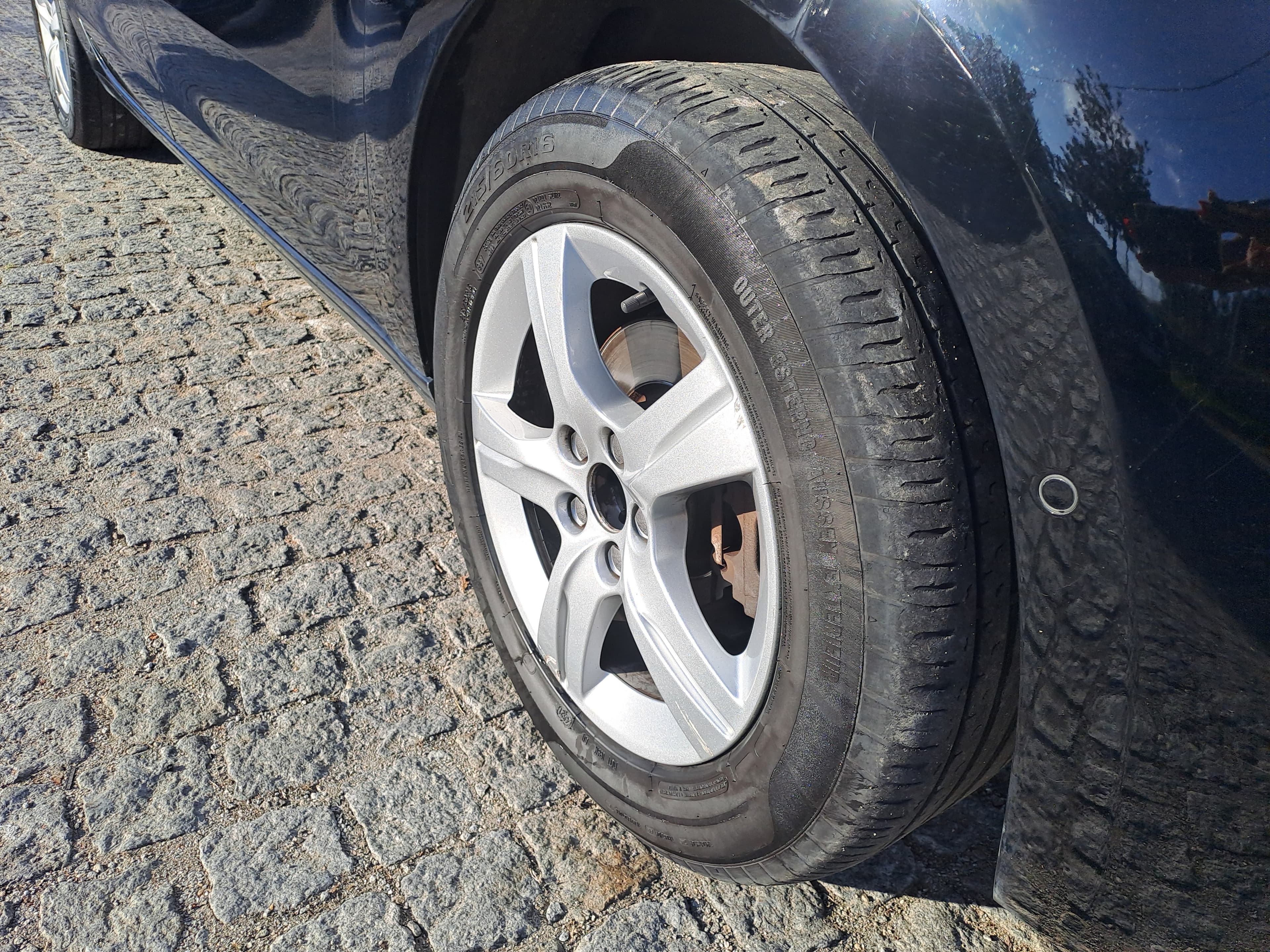 Citroën C4 Picasso · Ano 2013 — imagen 9