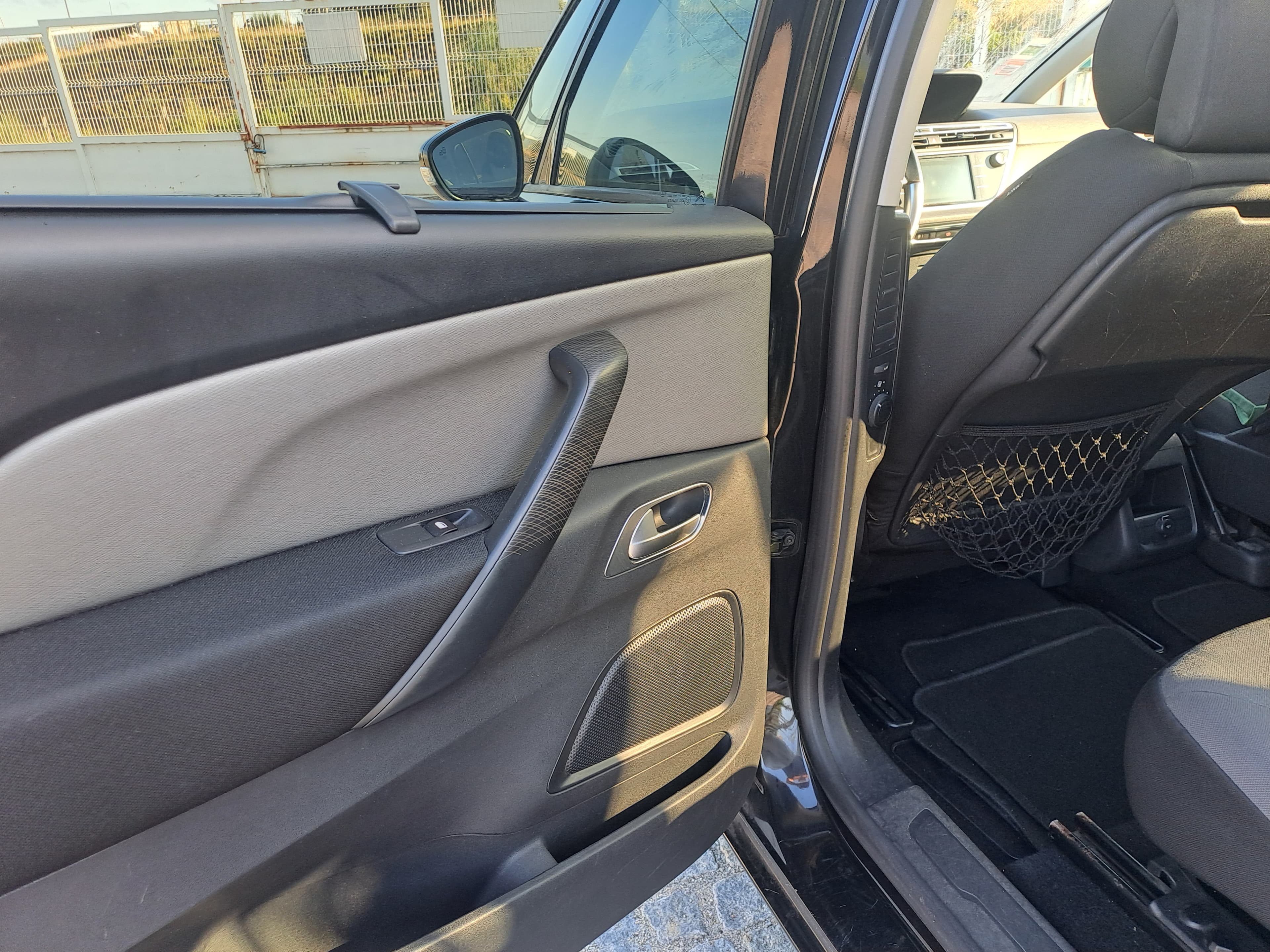 Citroën C4 Picasso · Ano 2013 — imagen 18