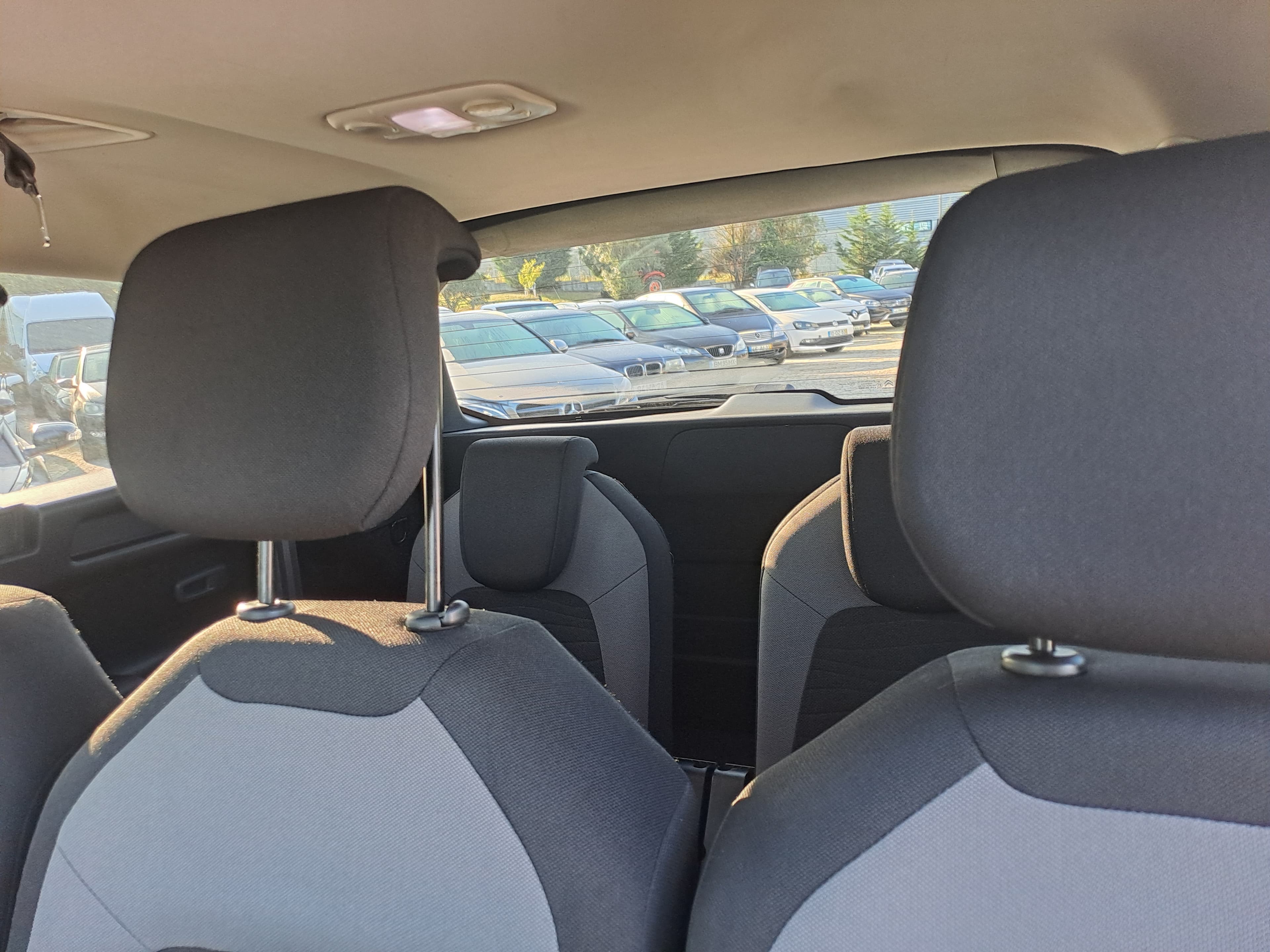 Citroën C4 Picasso · Ano 2013 — imagen 21