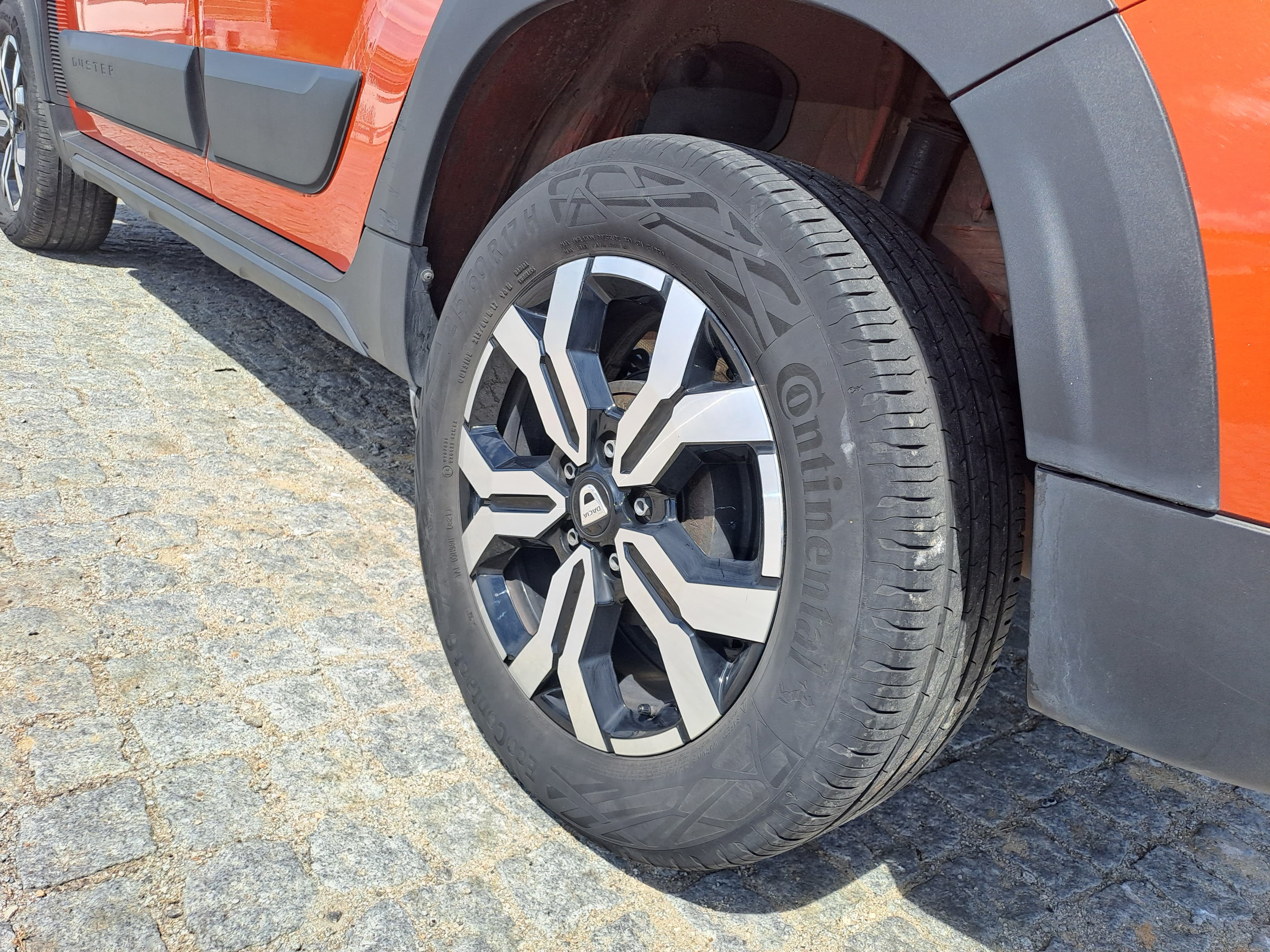 Dacia Duster · Ano 2021 — imagem 23