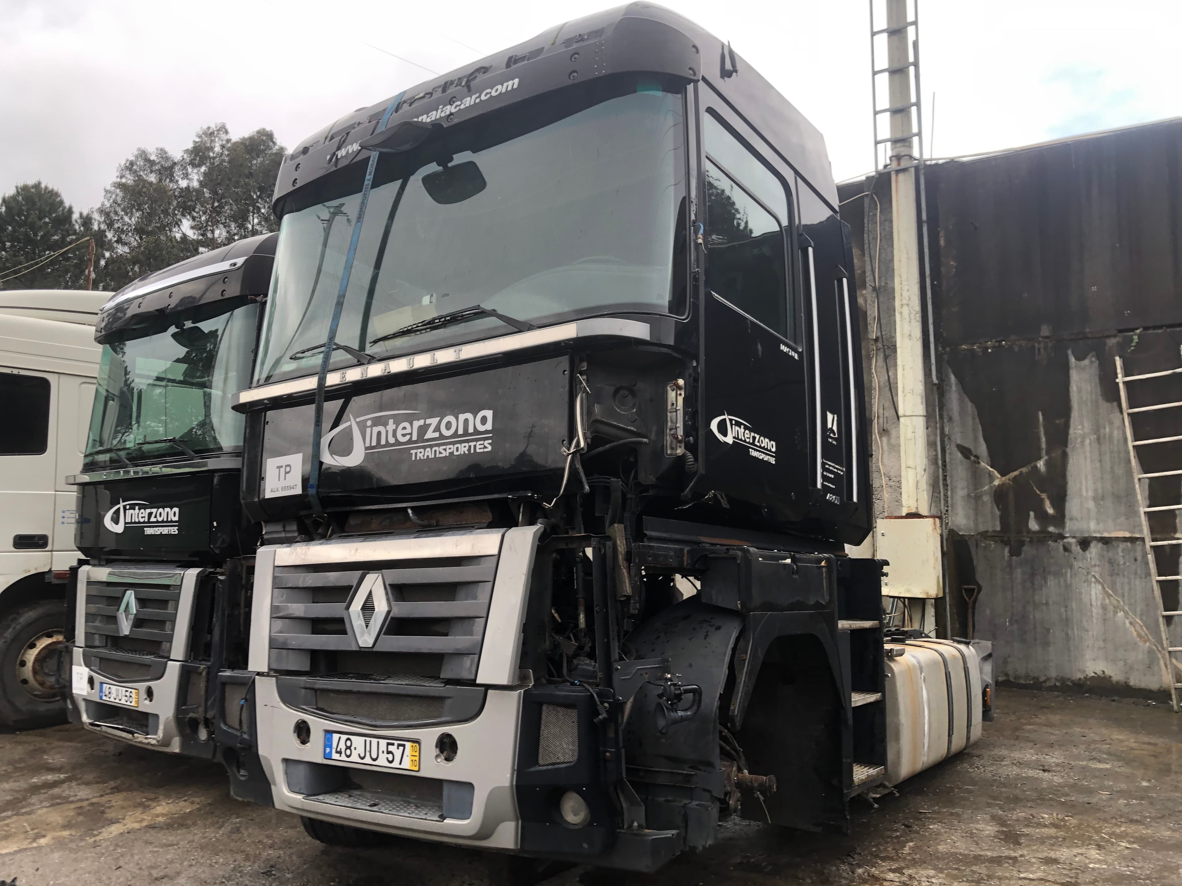 Renault Magnum 4x2 · Ano 2010