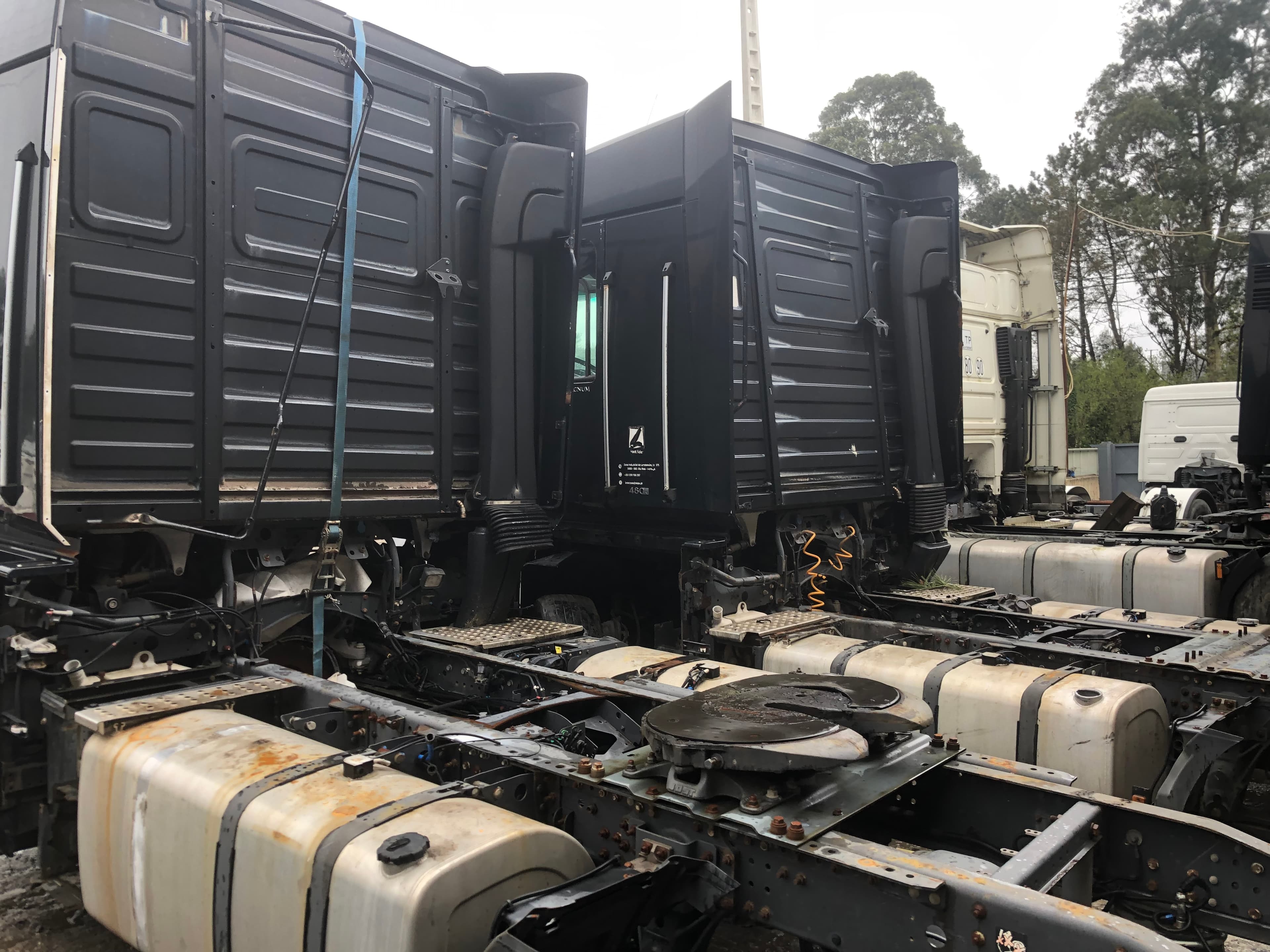 Renault Magnum 4x2 · Ano 2010 — imagem 3