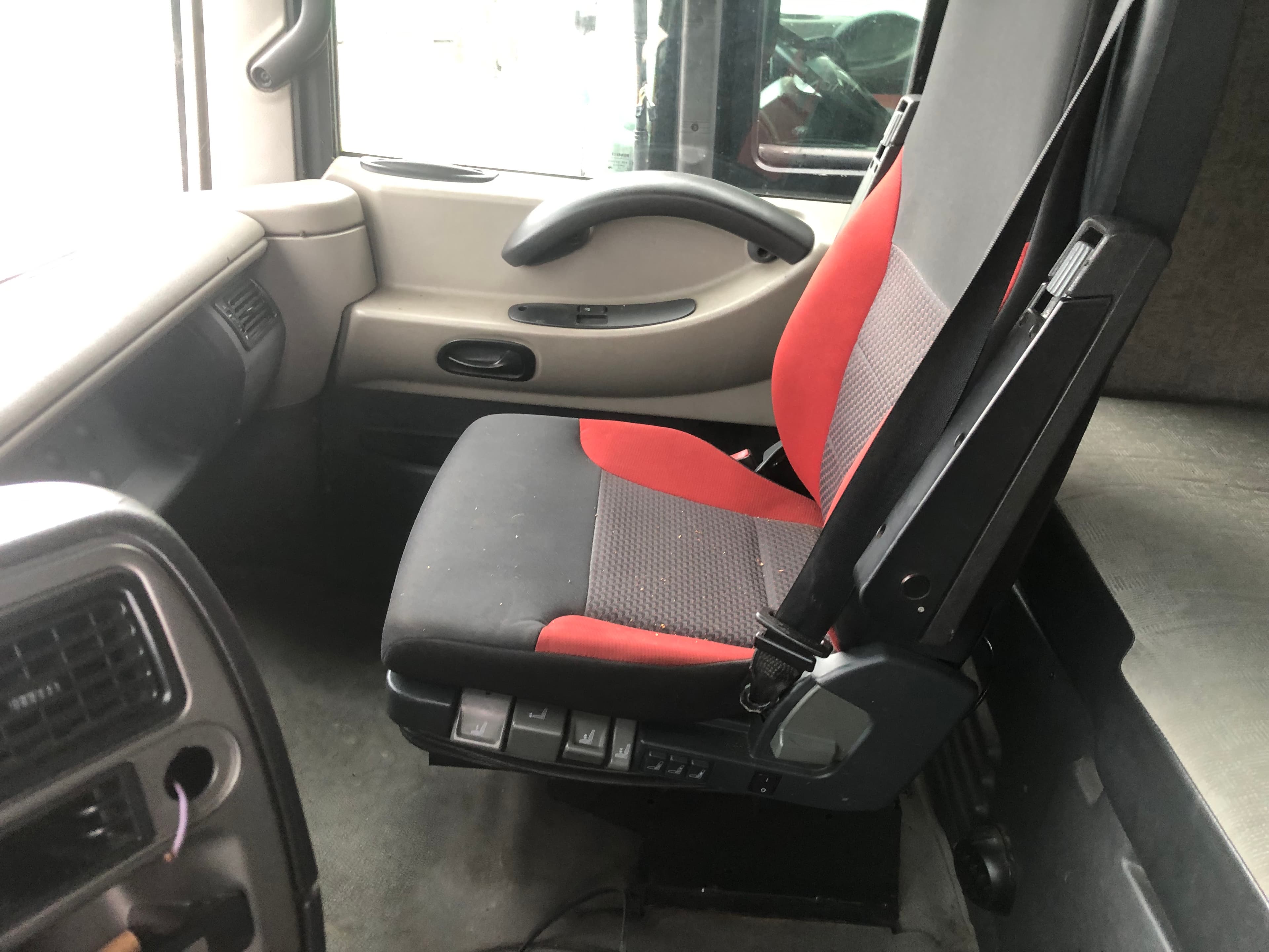 Renault Magnum 4x2 · Ano 2010 — imagem 22