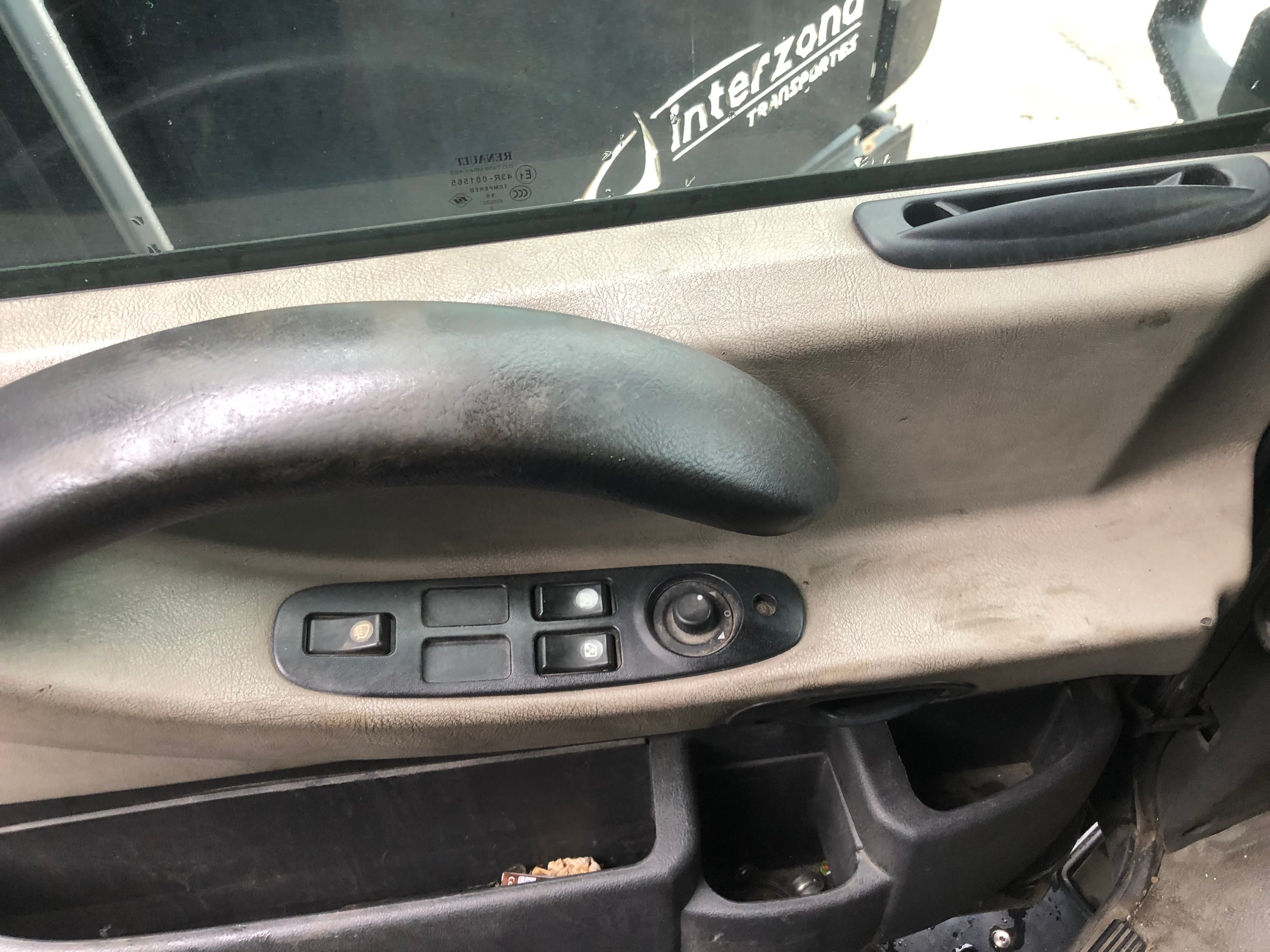 Renault Magnum 4x2 · Ano 2010 — imagen 13