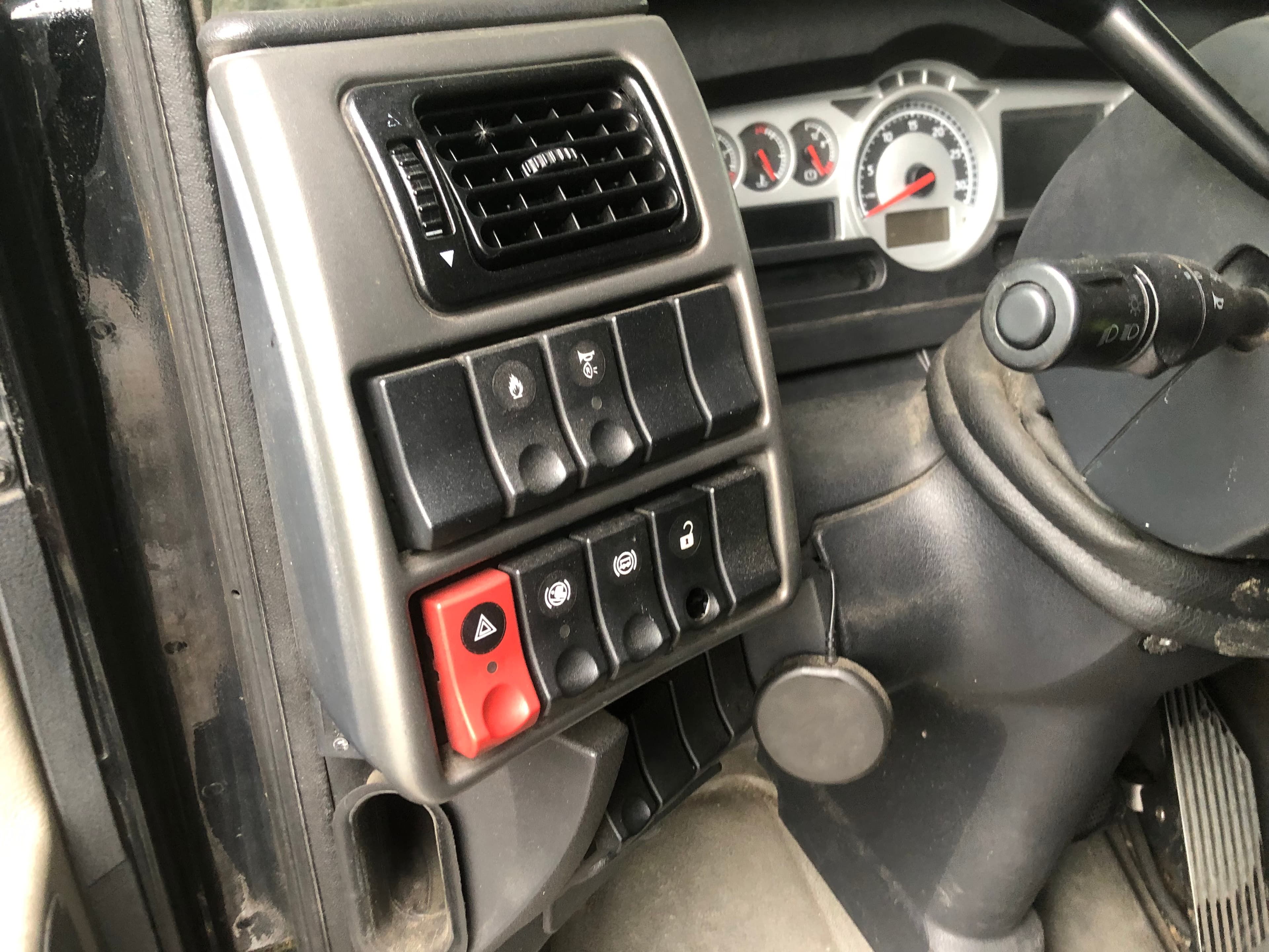 Renault Magnum 4x2 · Ano 2010 — imagen 13