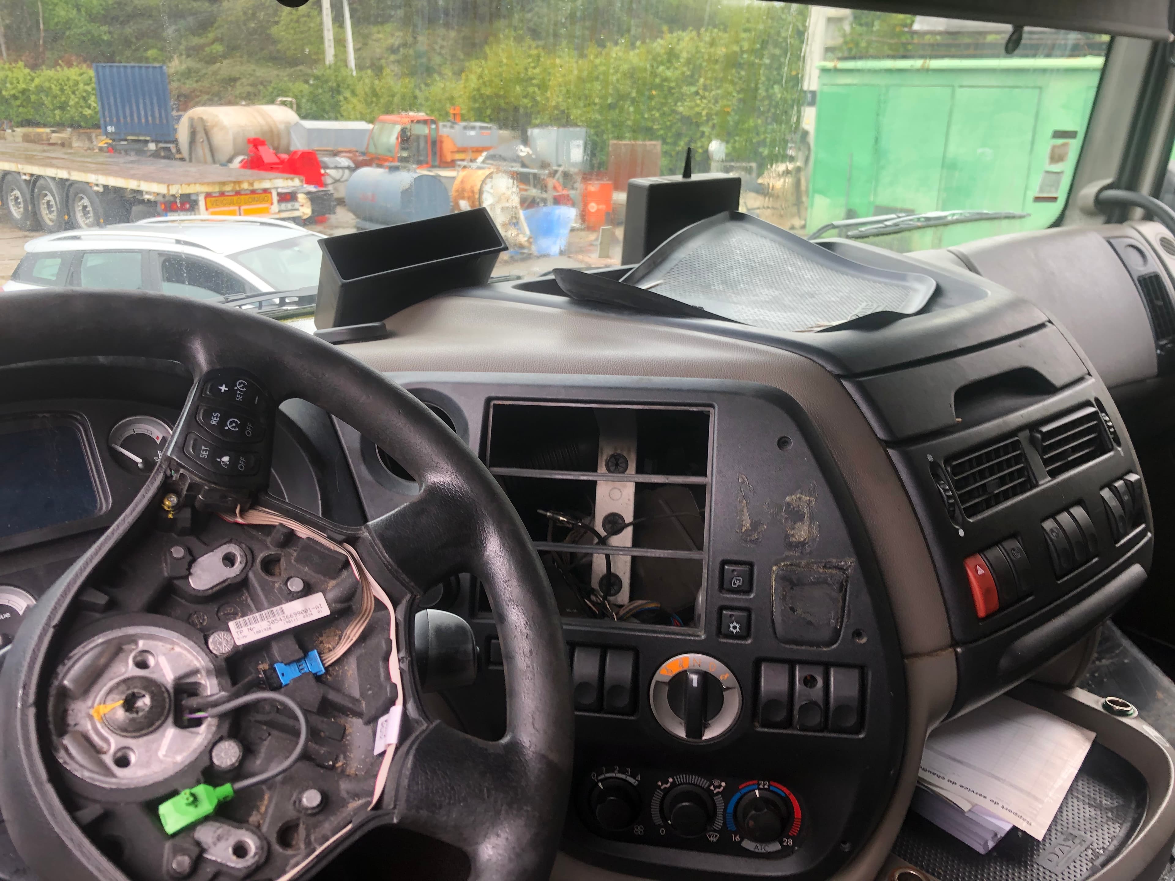 Daf XF 470 · Ano 2011 — imagen 18