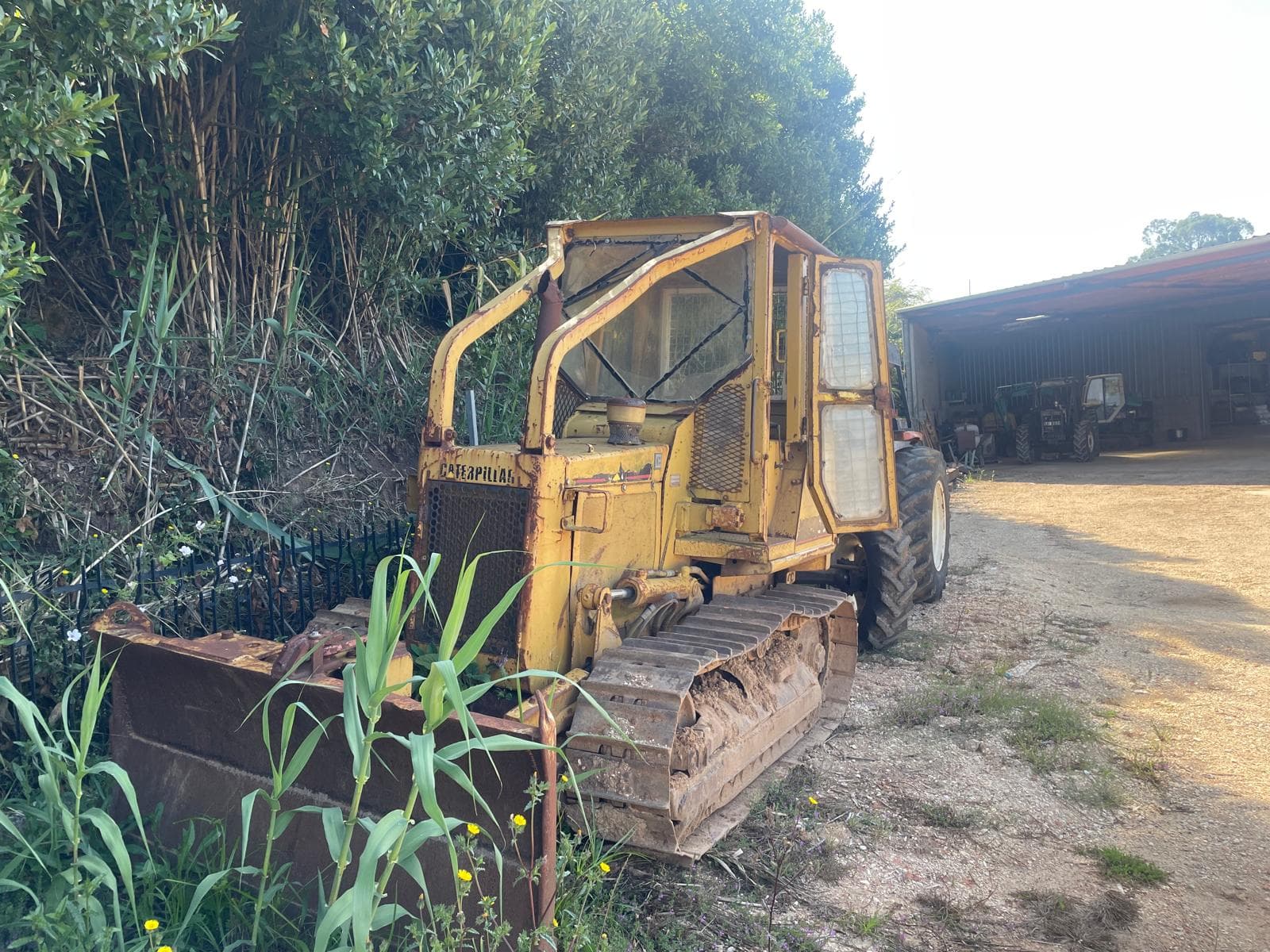 Bulldozer D3 B — imagem 4