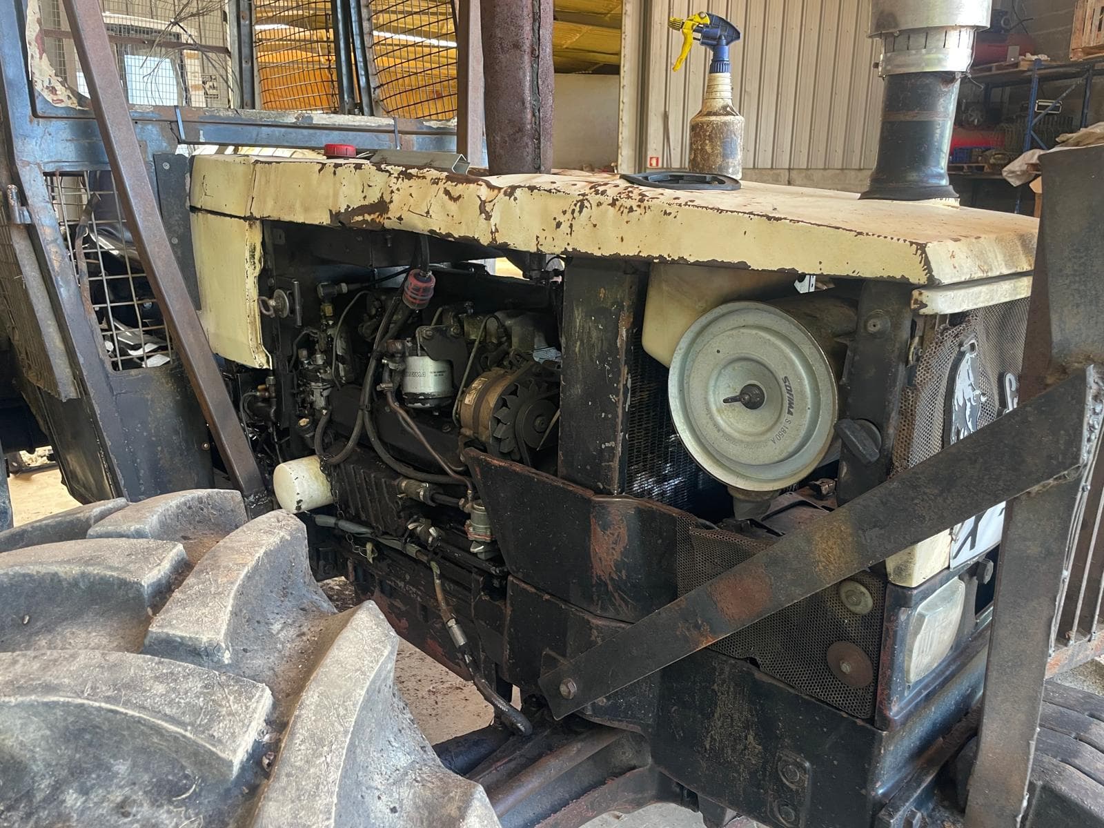 Trator Agrícola Lamborghini 774-80 — imagen 6