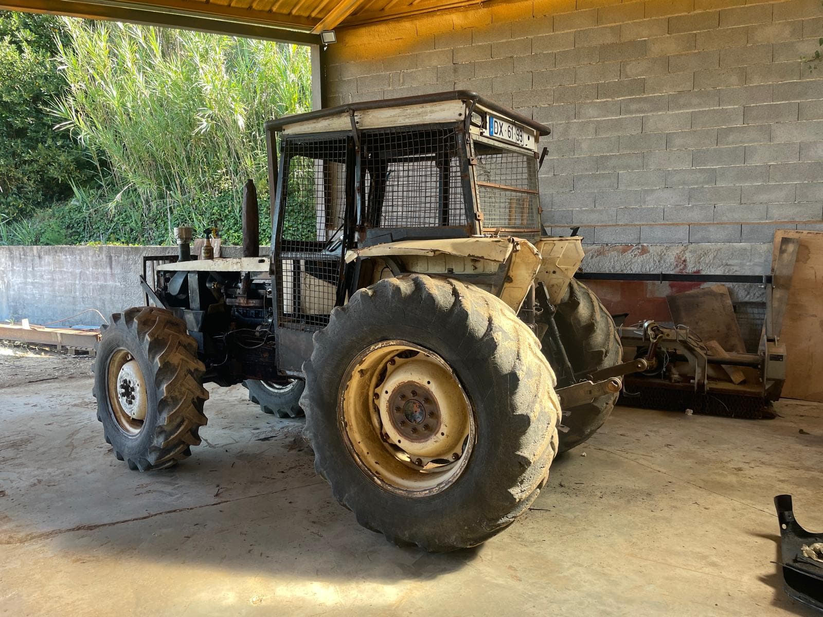 Trator Agrícola Lamborghini 774-80 — imagen 4