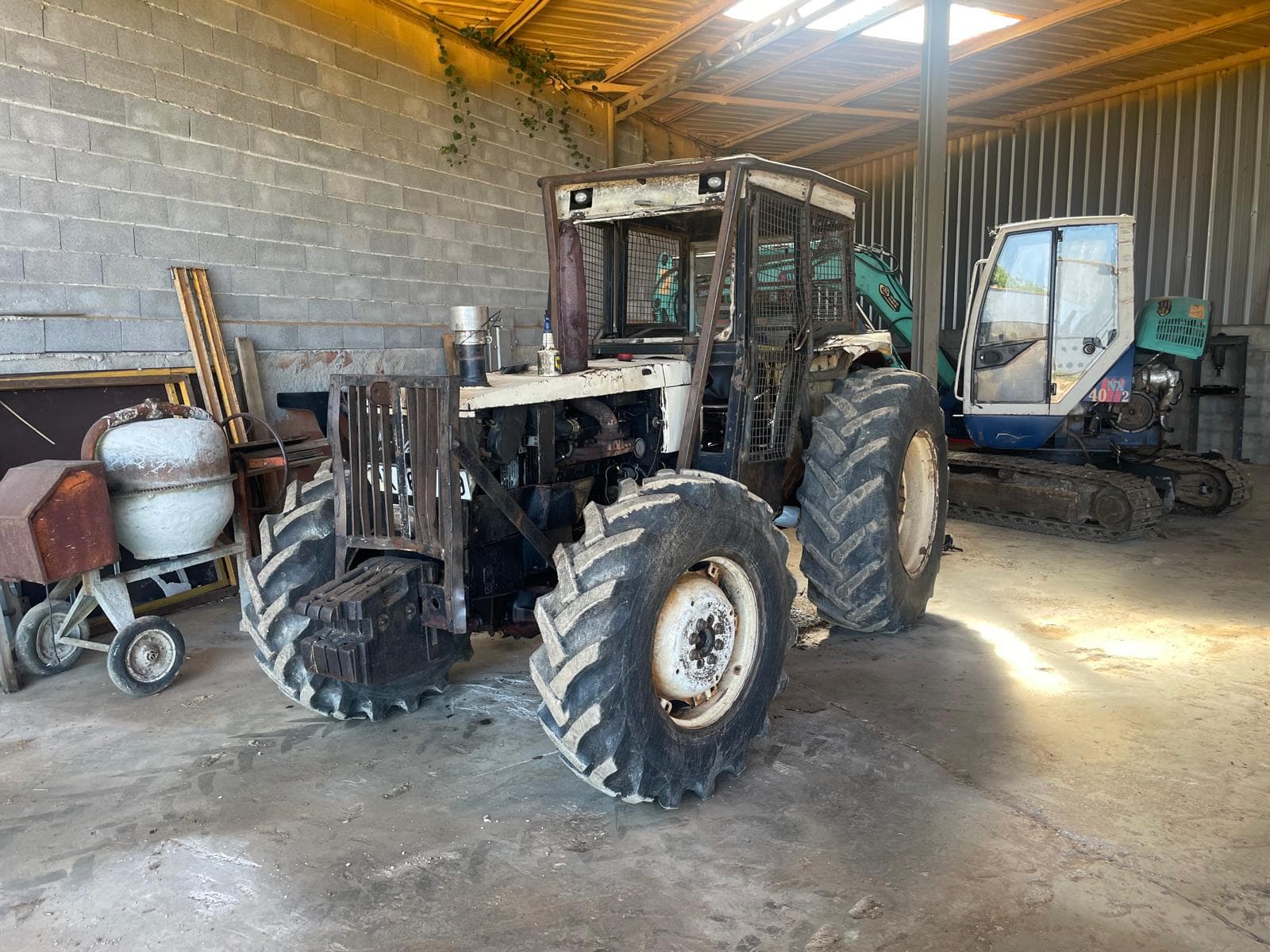 Trator Agrícola Lamborghini 774-80 — imagen 2