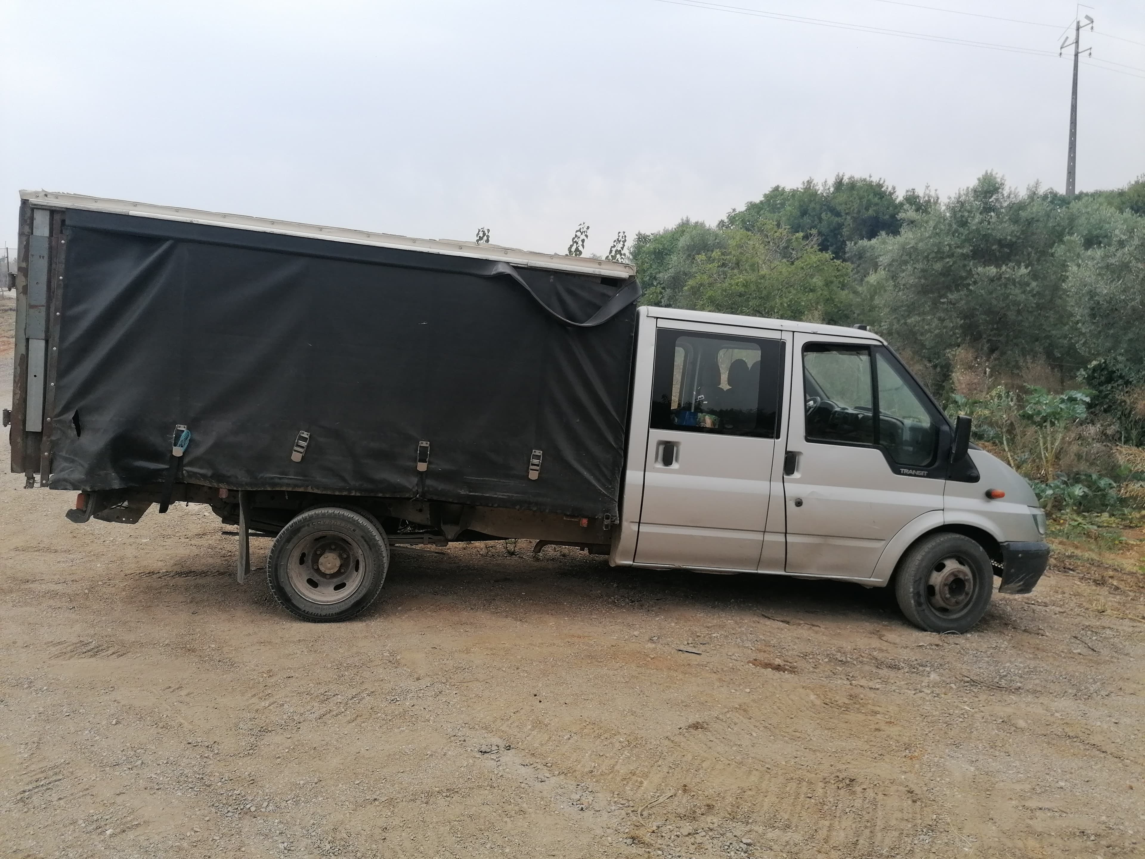 Ford Transit 2.4 DI · Año 2001 — imagen 3