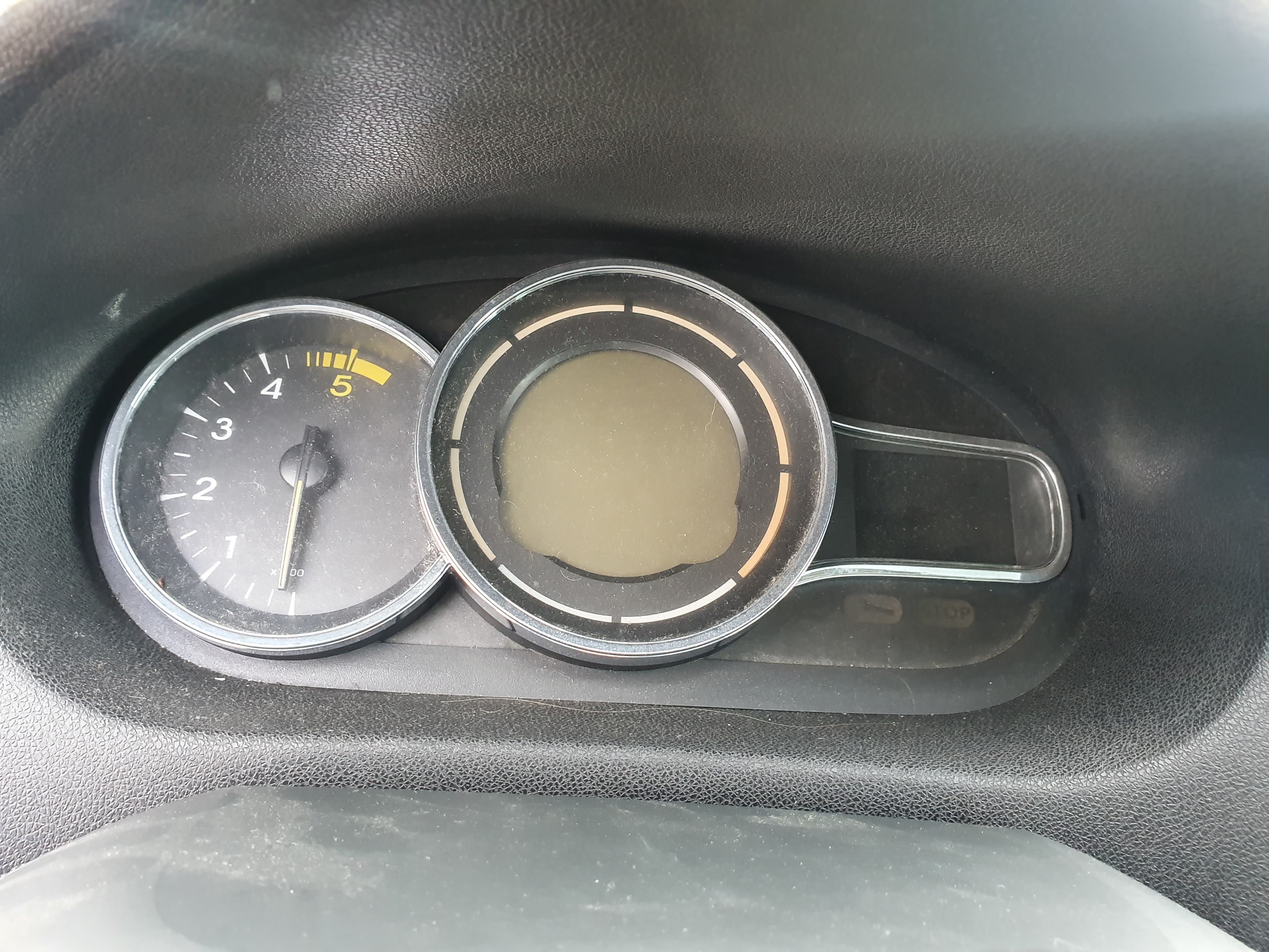 Renault Mégane · Ano 2012 — imagem 27