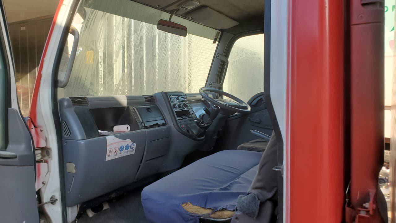 Mitsubishi Fuso Canter — imagem 5