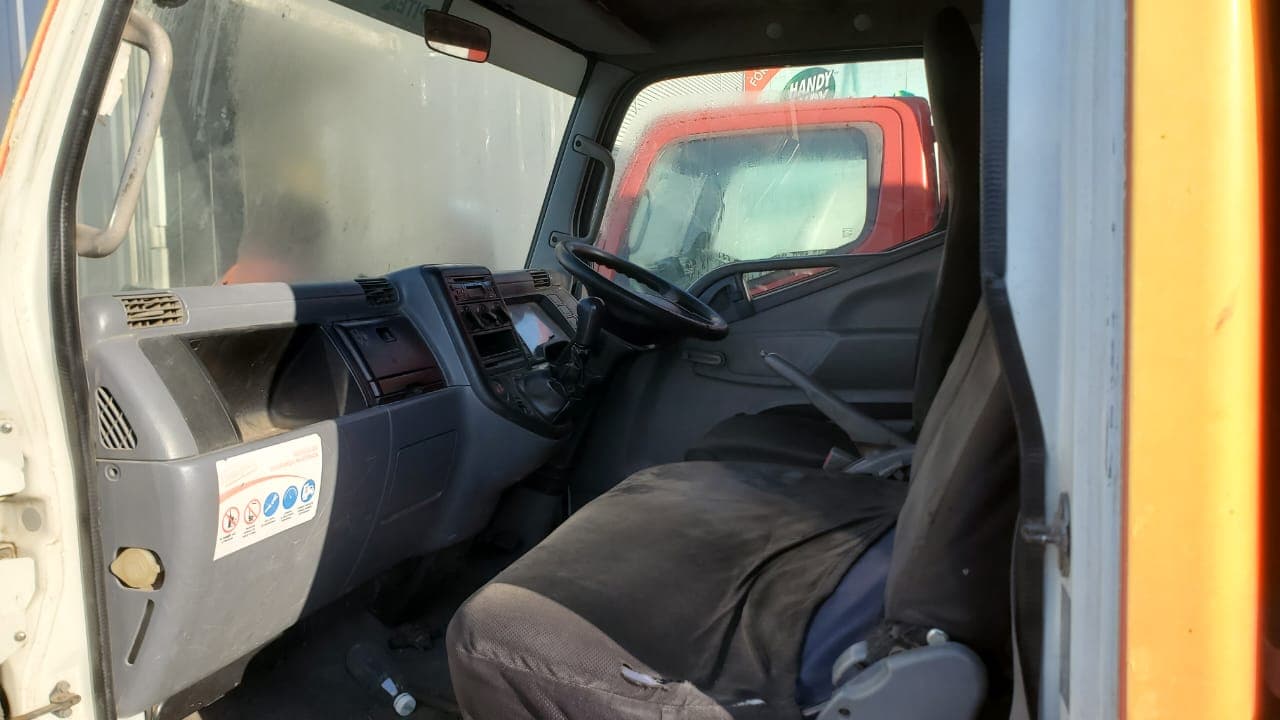 Mitsubishi Fuso Canter — imagen 7