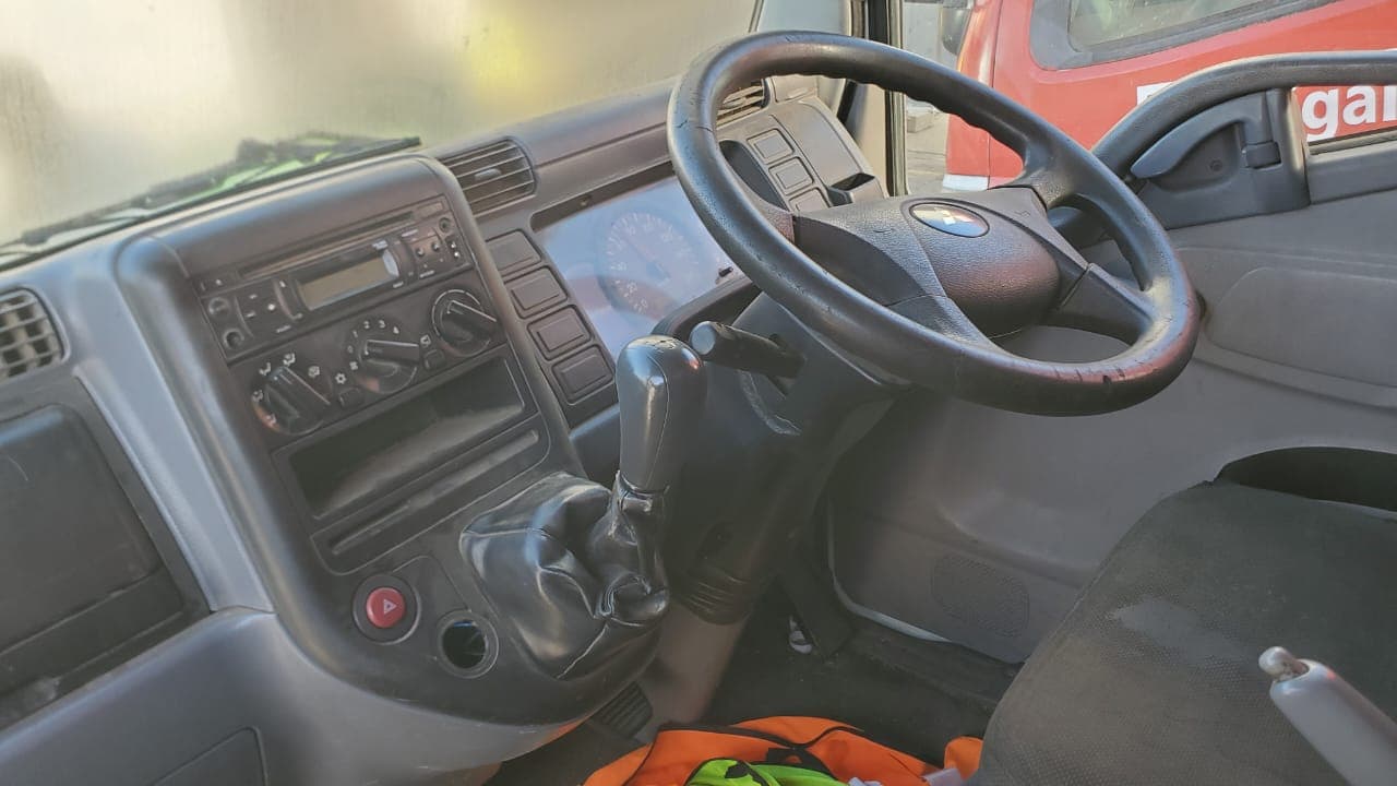 Mitsubishi Fuso Canter — imagen 9