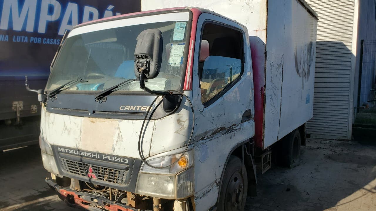 Mitsubishi Fuso Canter — image 5